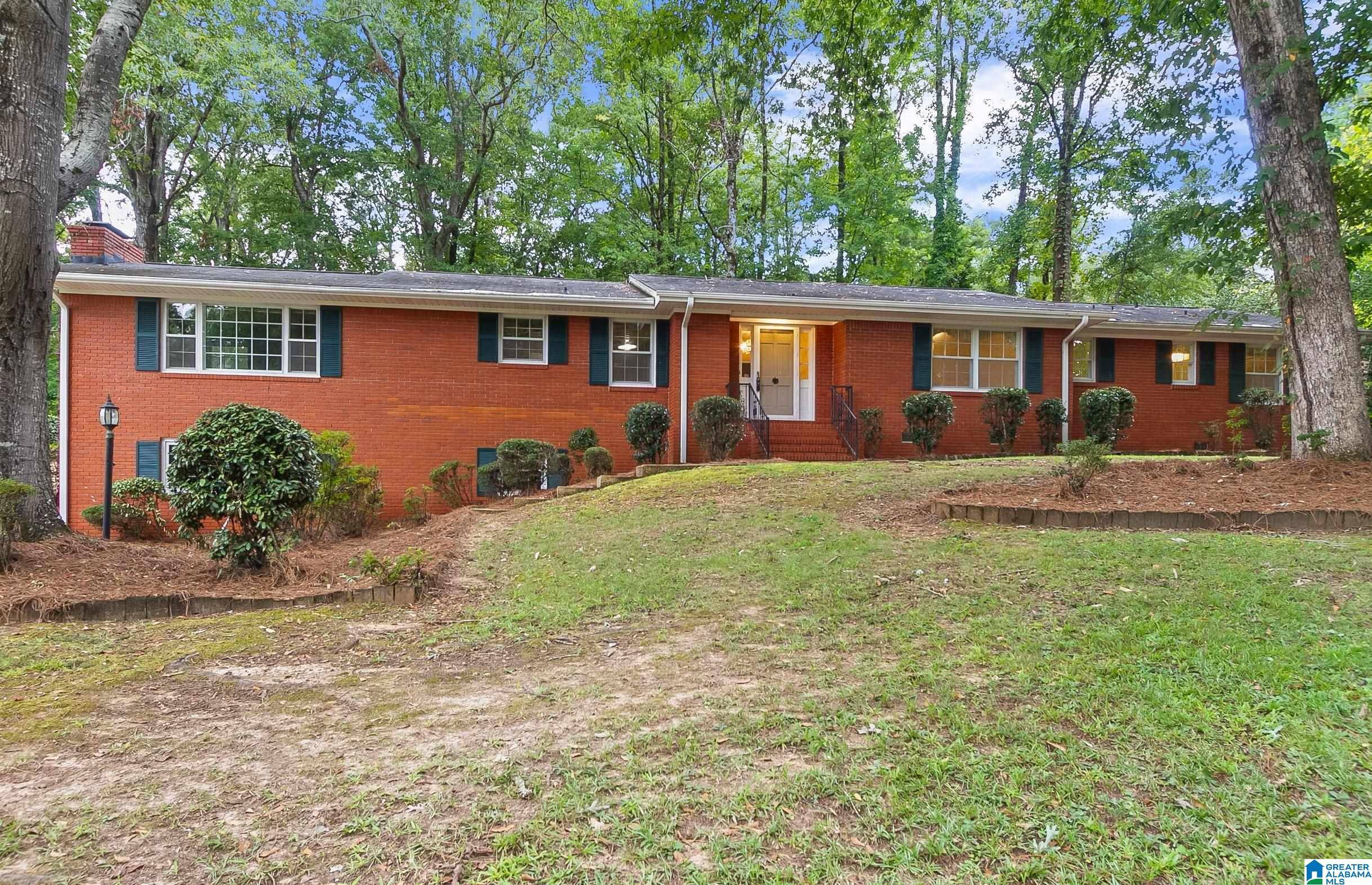 Tuscaloosa, AL 35405,1813 FAIRMONT DRIVE