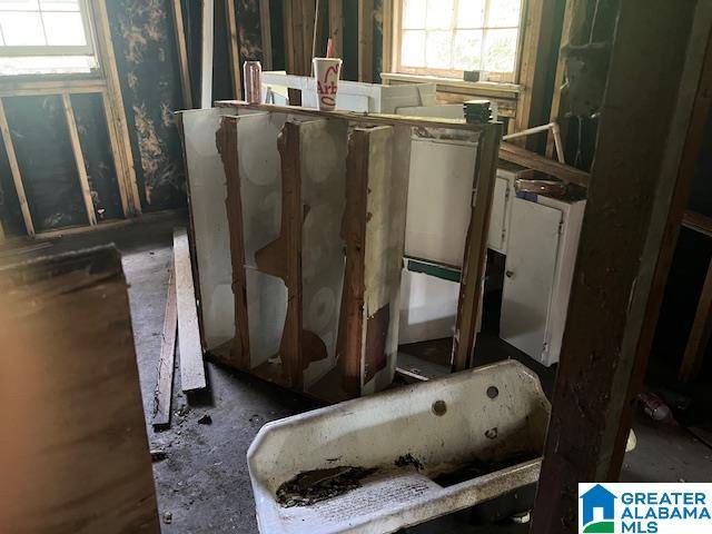Talladega, AL 35160,204 MARY STREET