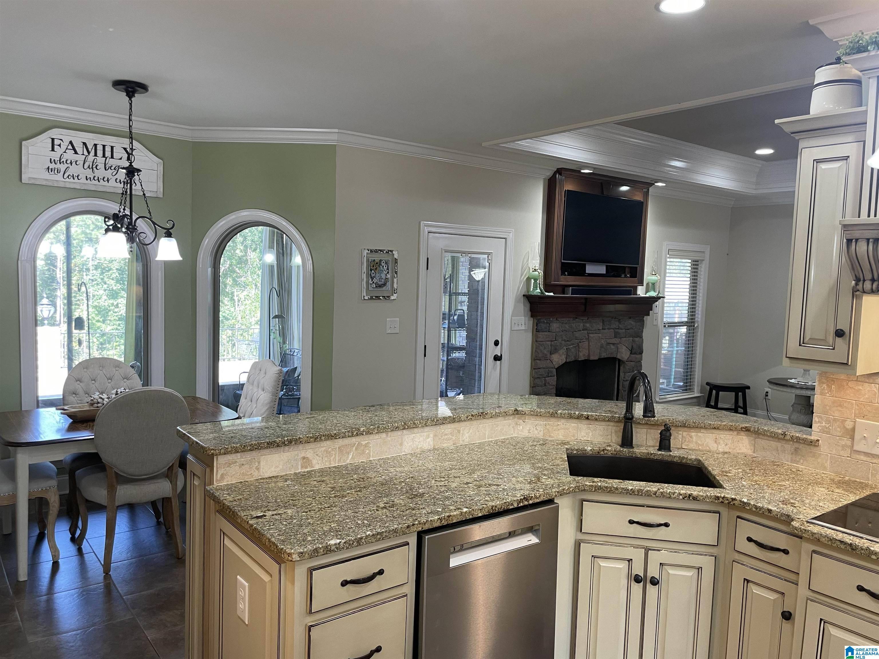 Woodstock, AL 35188,322 OLIVIA LANE