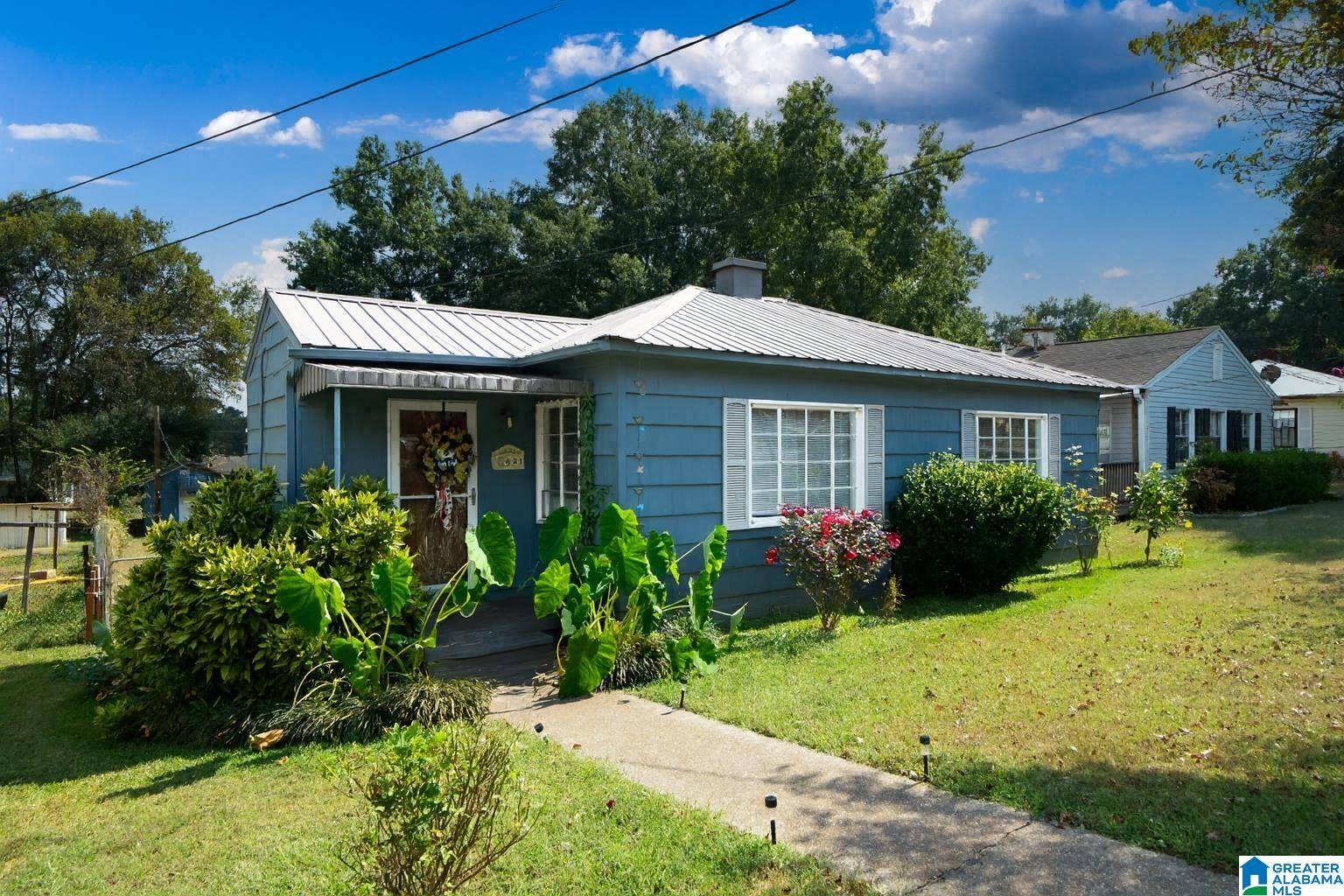 Hueytown, AL 35023,1621 27TH AVENUE N