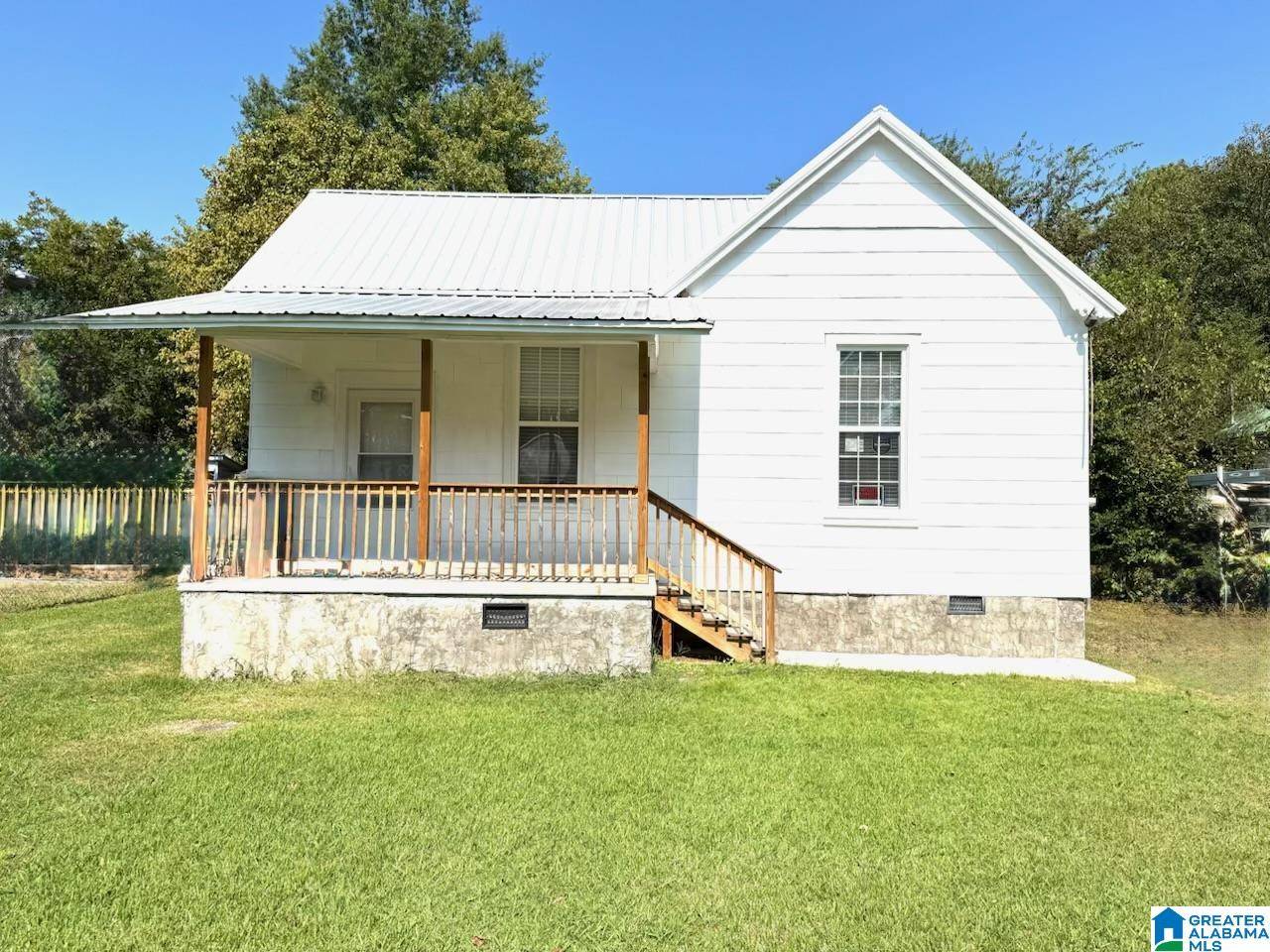 Gadsden, AL 35904,13 COMNOCK AVENUE