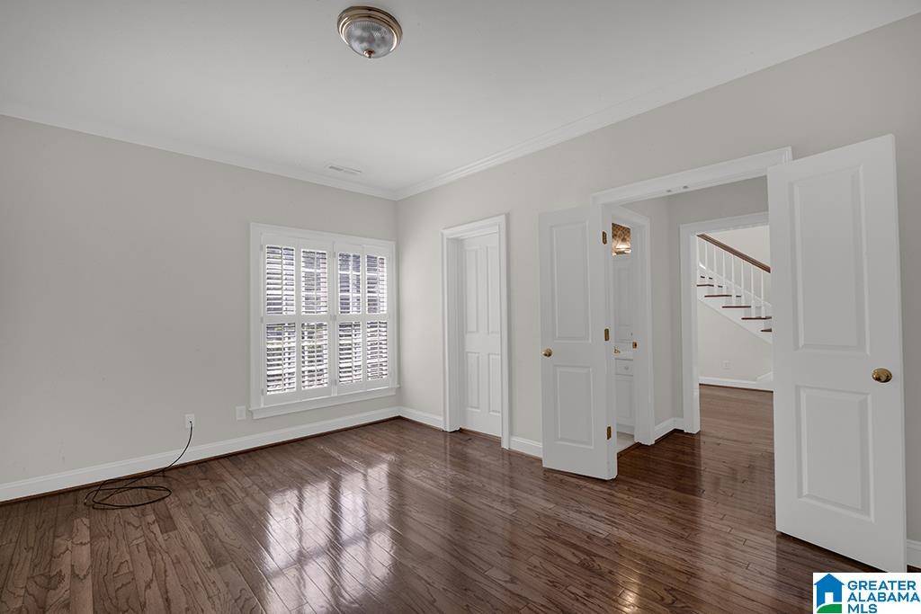 Vestavia Hills, AL 35242,816 CALEDONIAN WAY
