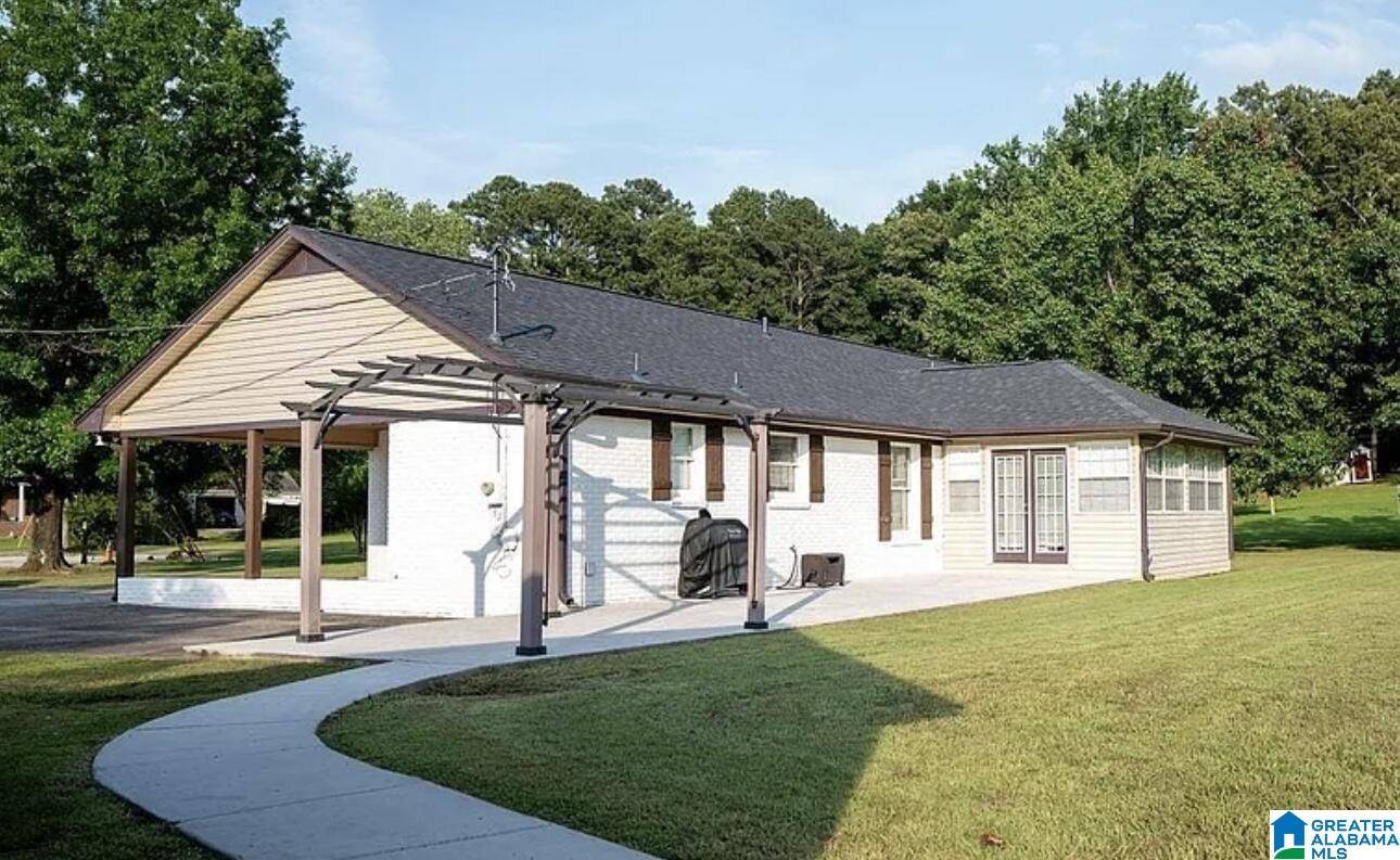 Oneonta, AL 35121,93 HENDRIX STREET