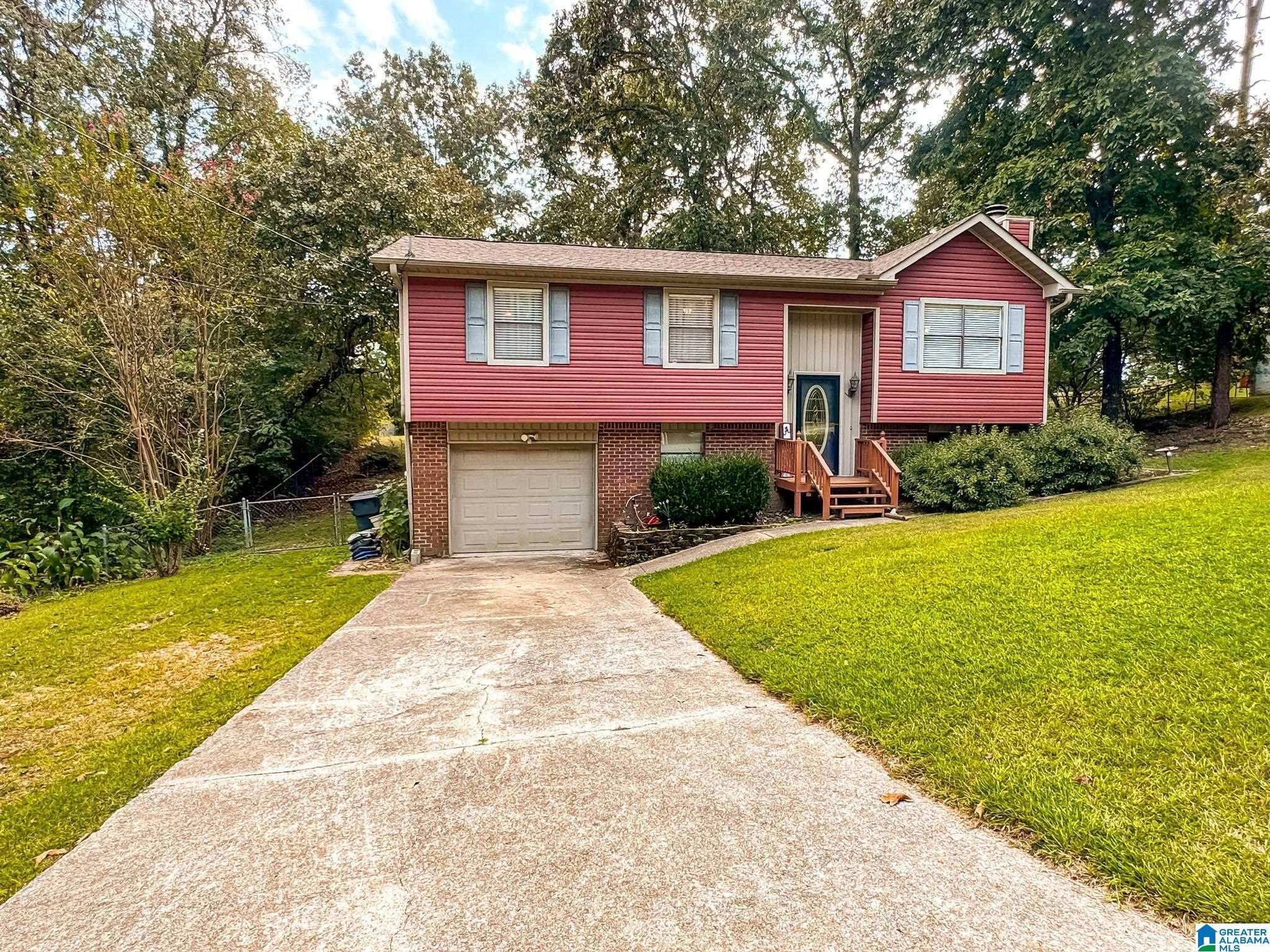 Moody, AL 35004,1011 OAK BOULEVARD