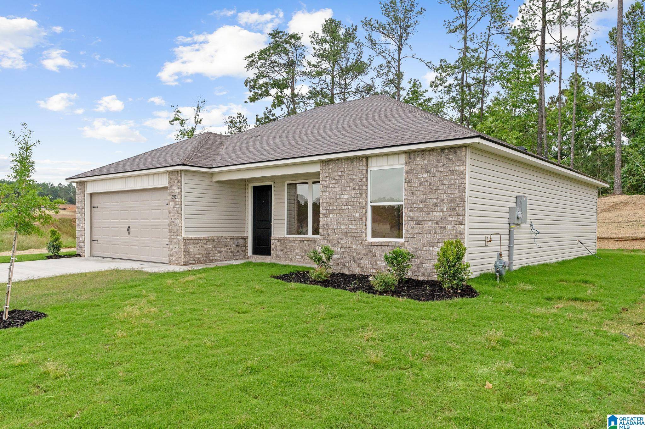 Calera, AL 35040,636 KLYNES DRIVE