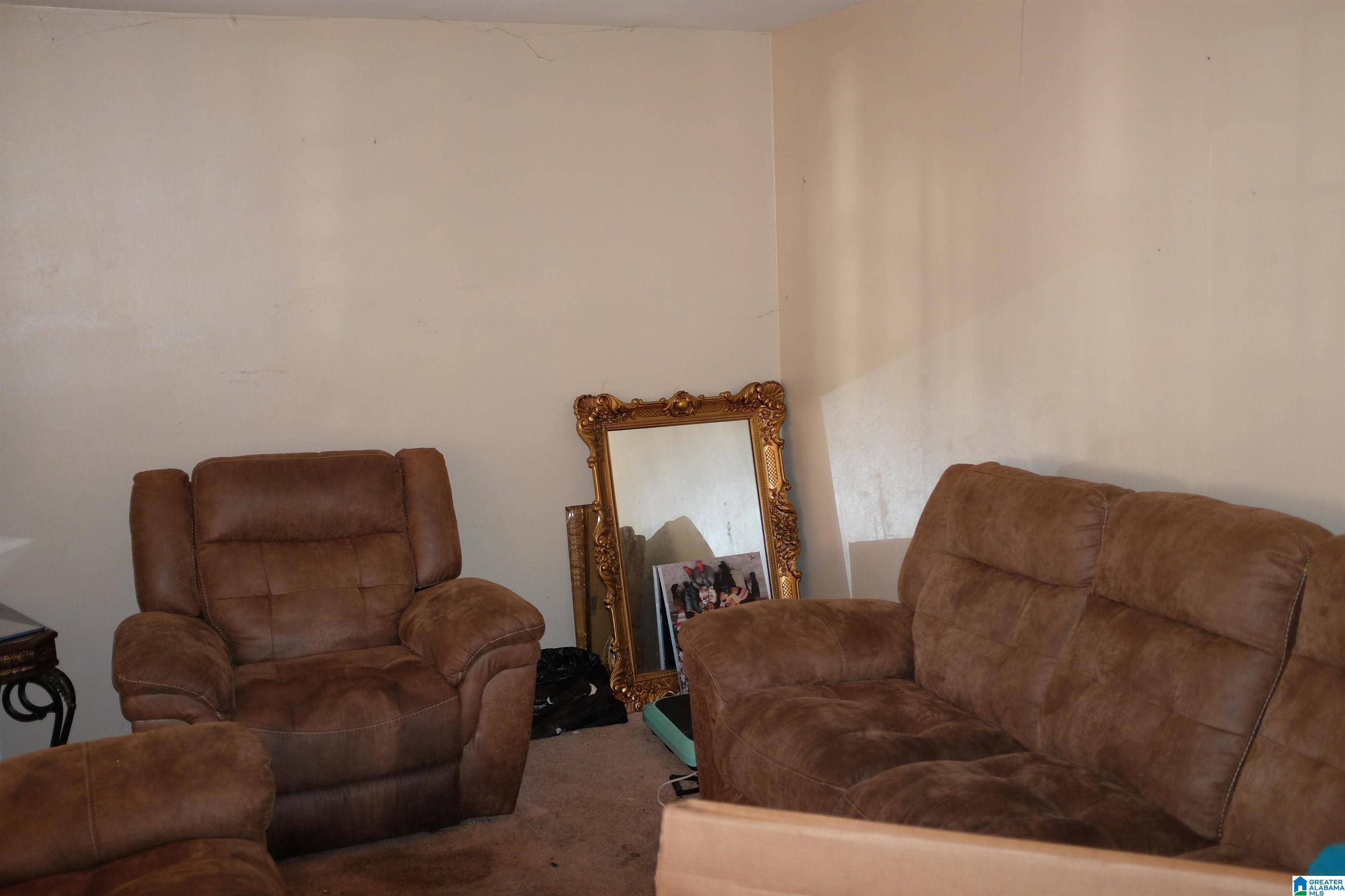 Center Point, AL 35215,401 20TH COURT NE