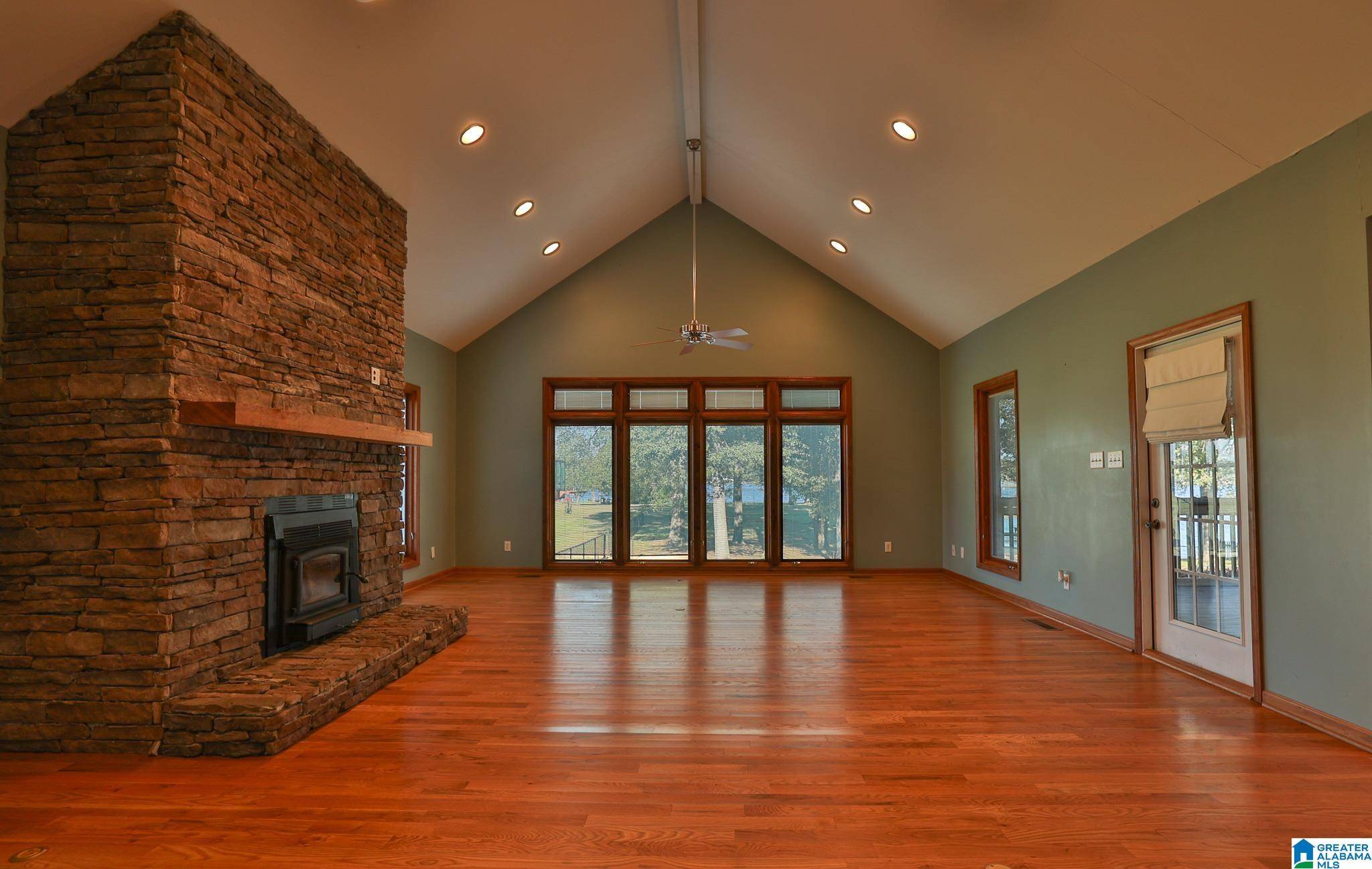 Pell City, AL 35128,107 PINE HARBOR WAY