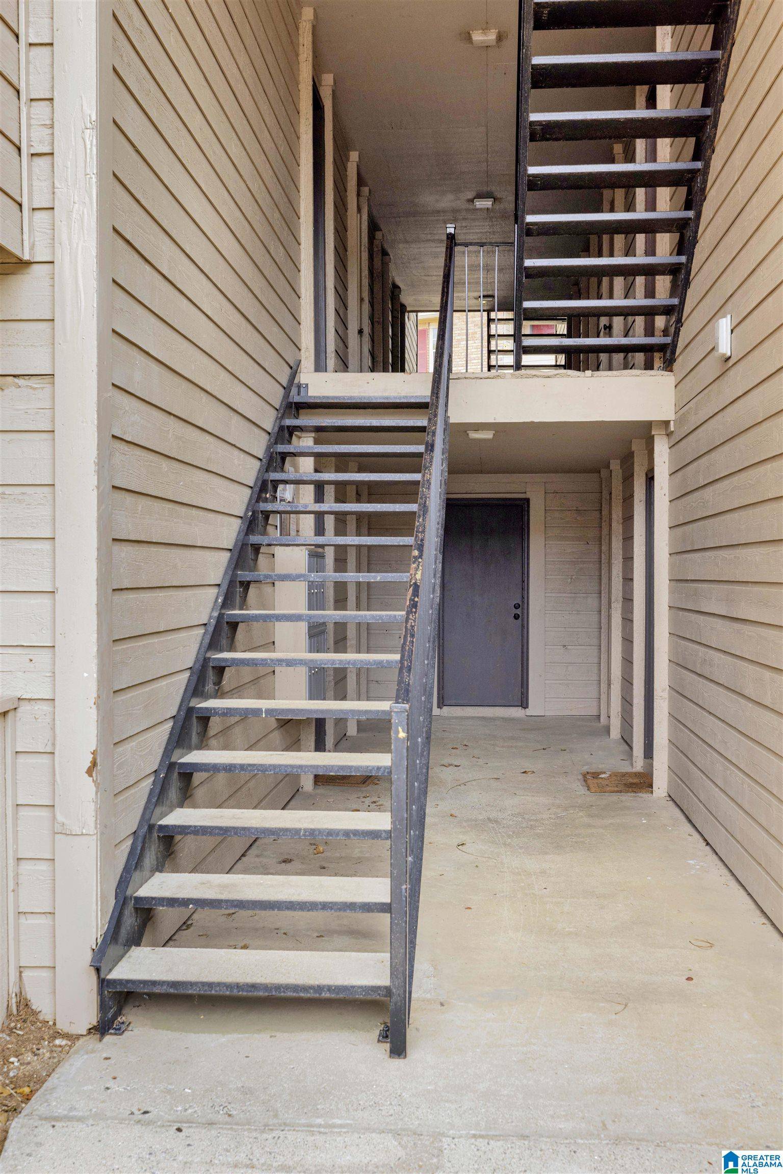 Hoover, AL 35226,908 CHAPEL CREEK DRIVE #908