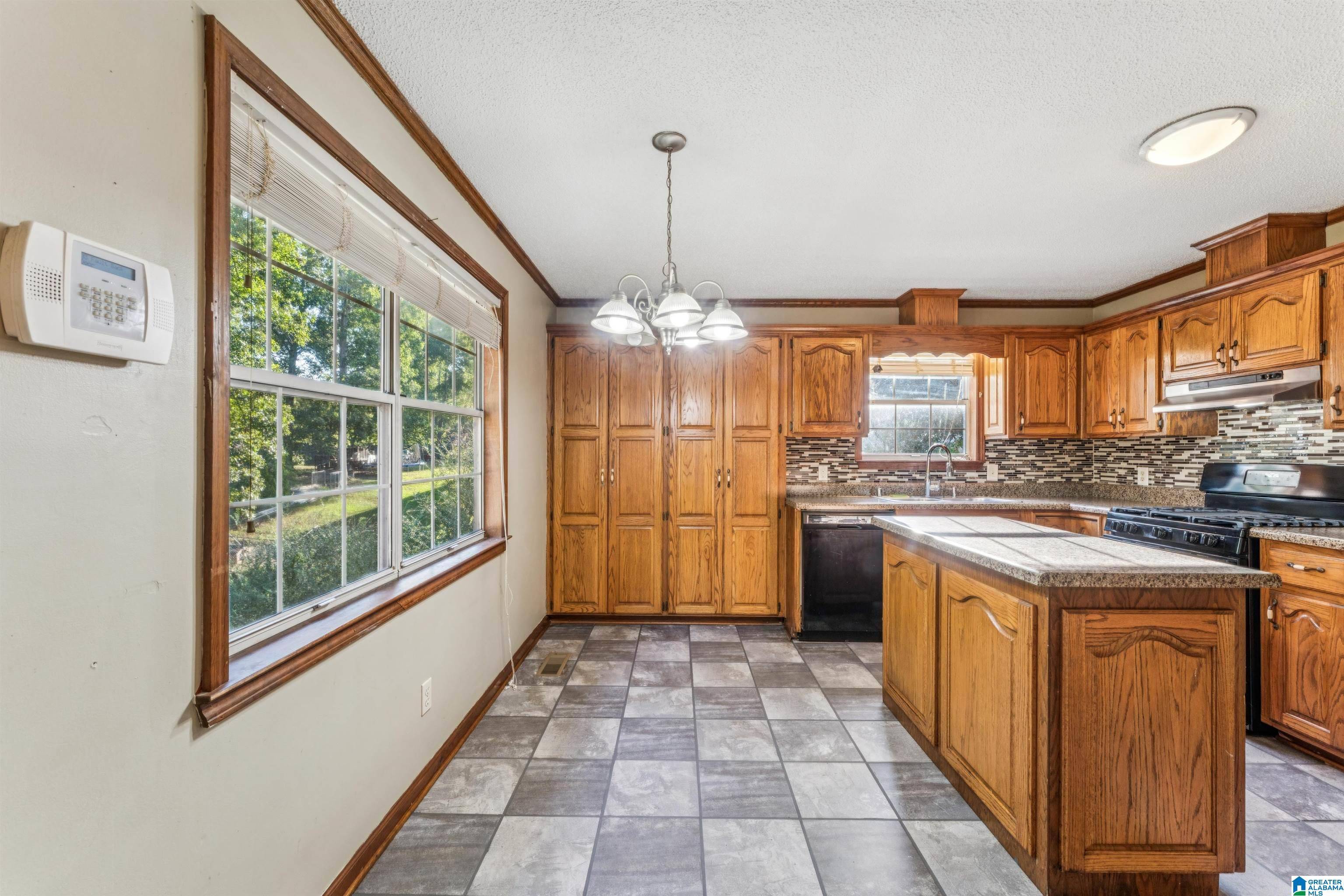 Pleasant Grove, AL 35127,1218 7TH STREET