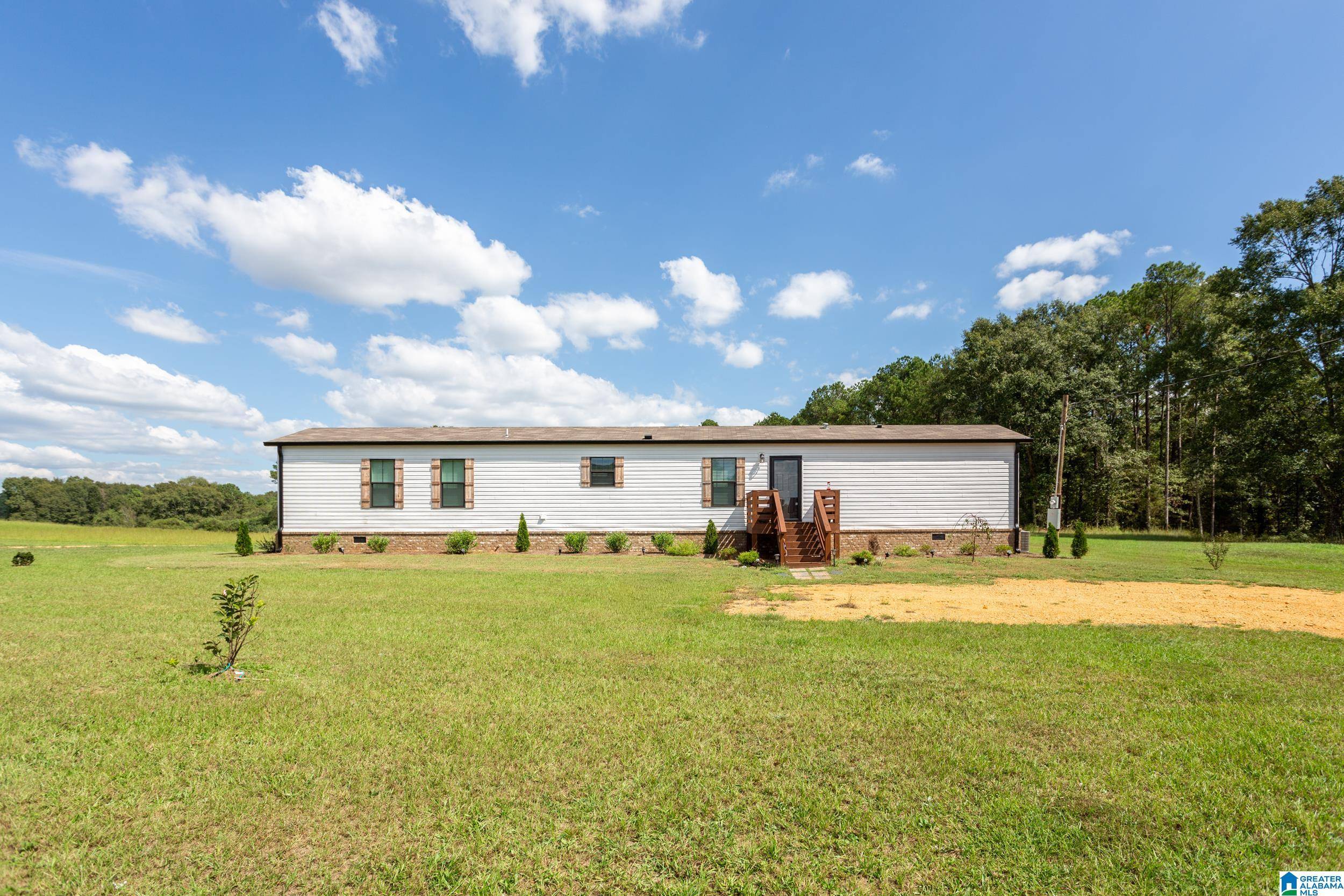 Cropwell, AL 35054,250 SAINT SMITH CIRCLE