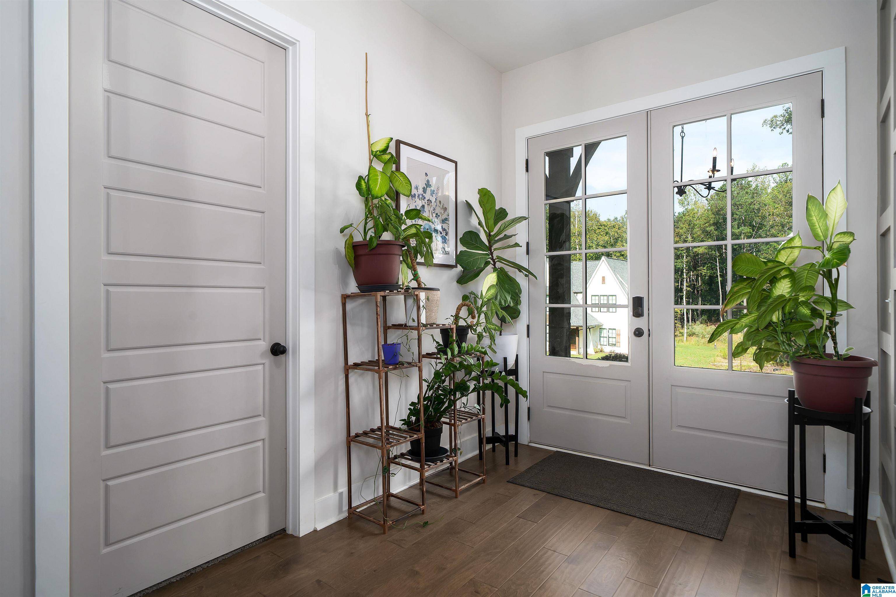 Chelsea, AL 35043,716 HICKORY HOLLOW