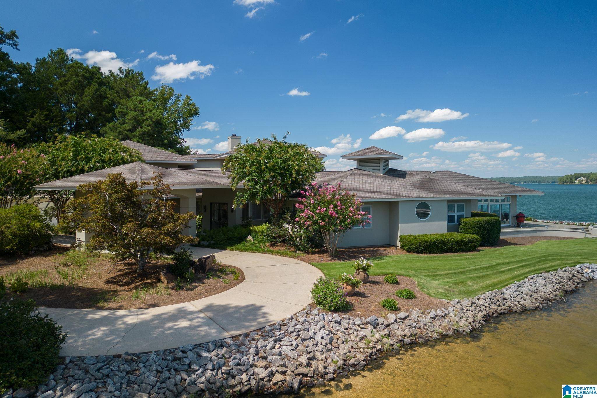 Eclectic, AL 36024,1020 WAKE ROBIN