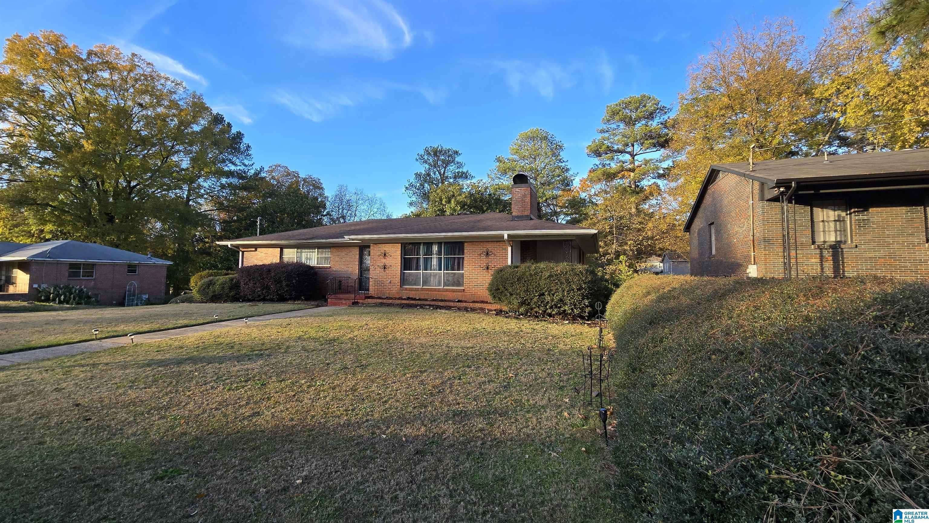 Birmingham, AL 35211,236 16TH AVENUE SW