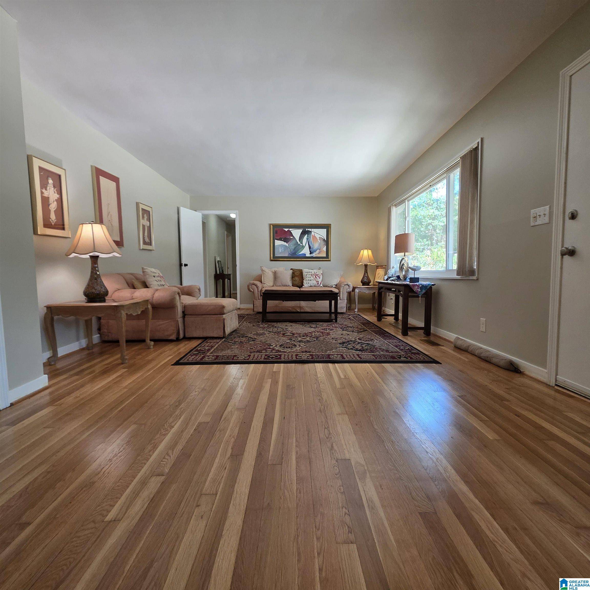 Vestavia Hills, AL 35216,1752 SHADES CREST ROAD