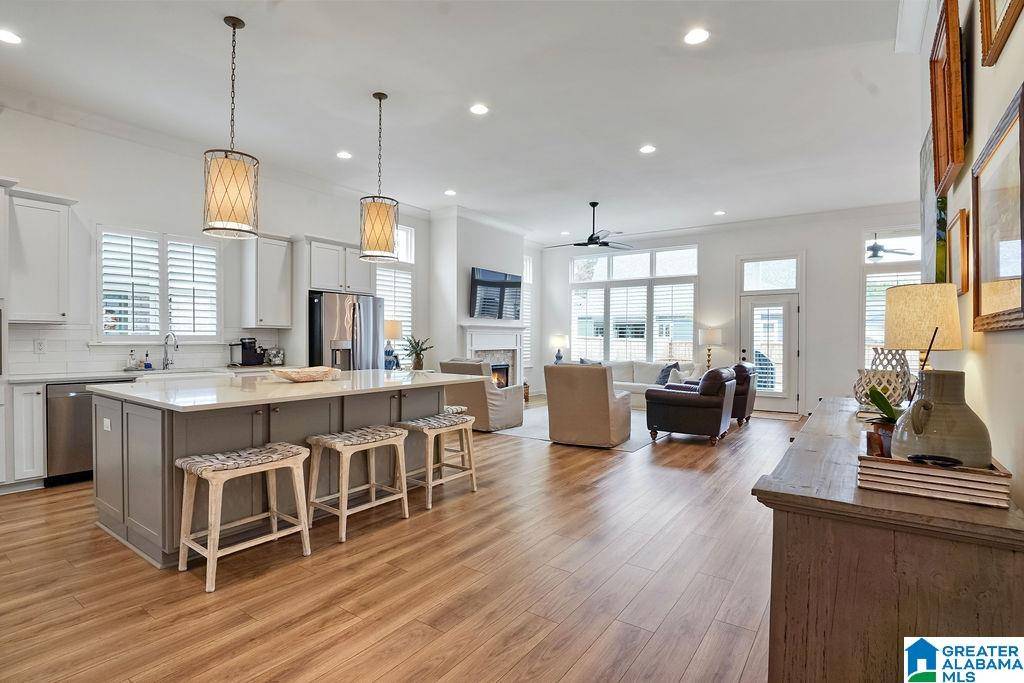 Hoover, AL 35244,8208 ANNIKA DRIVE