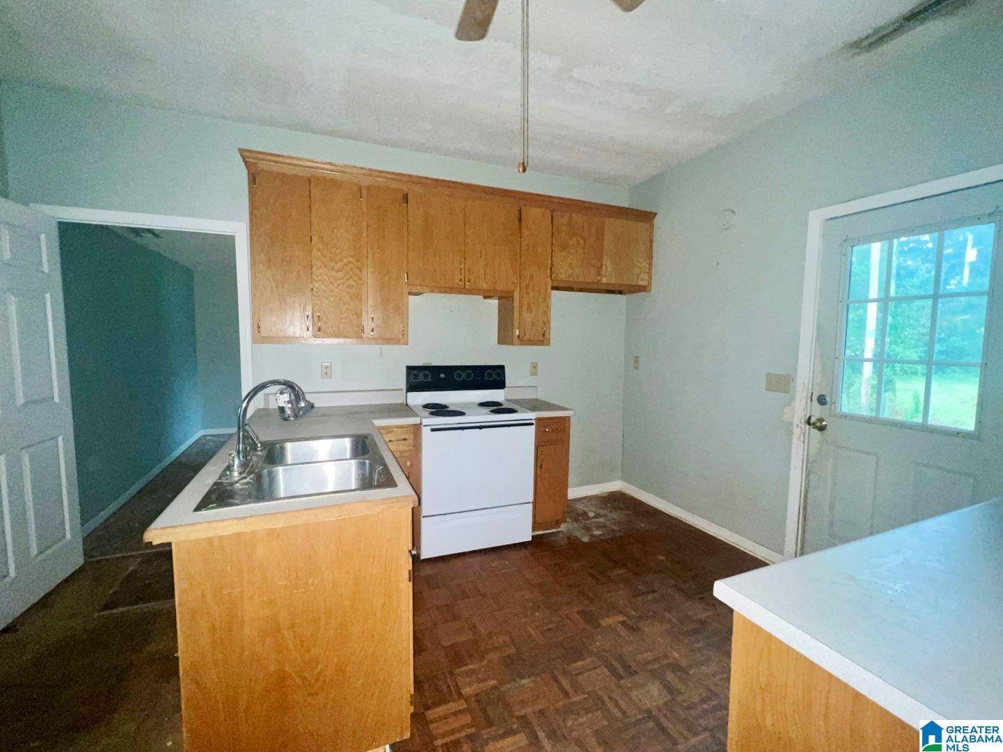 Hanceville, AL 35077,915 COUNTY ROAD 623