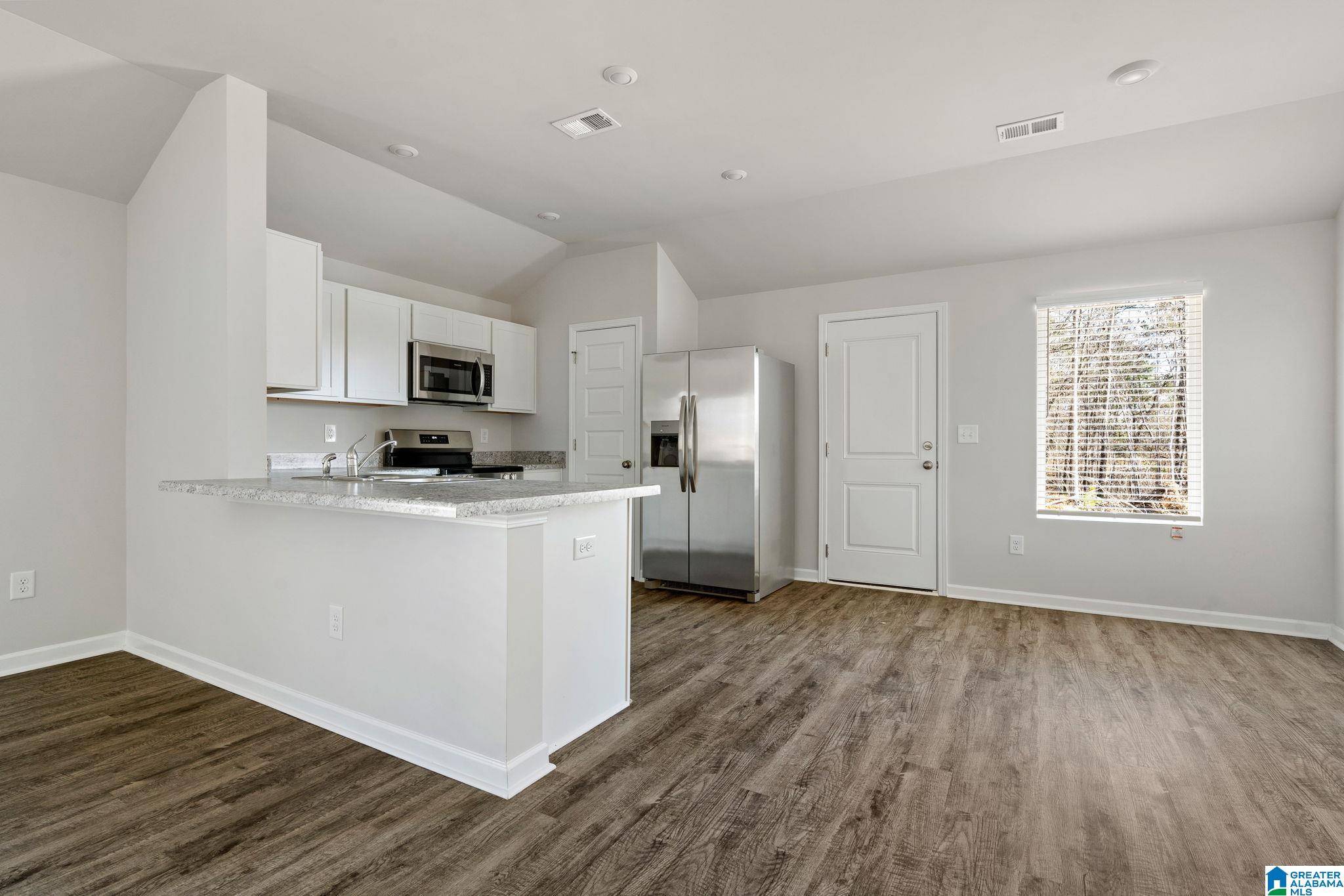 Eastaboga, AL 36260,209 SKYLINE LOOP