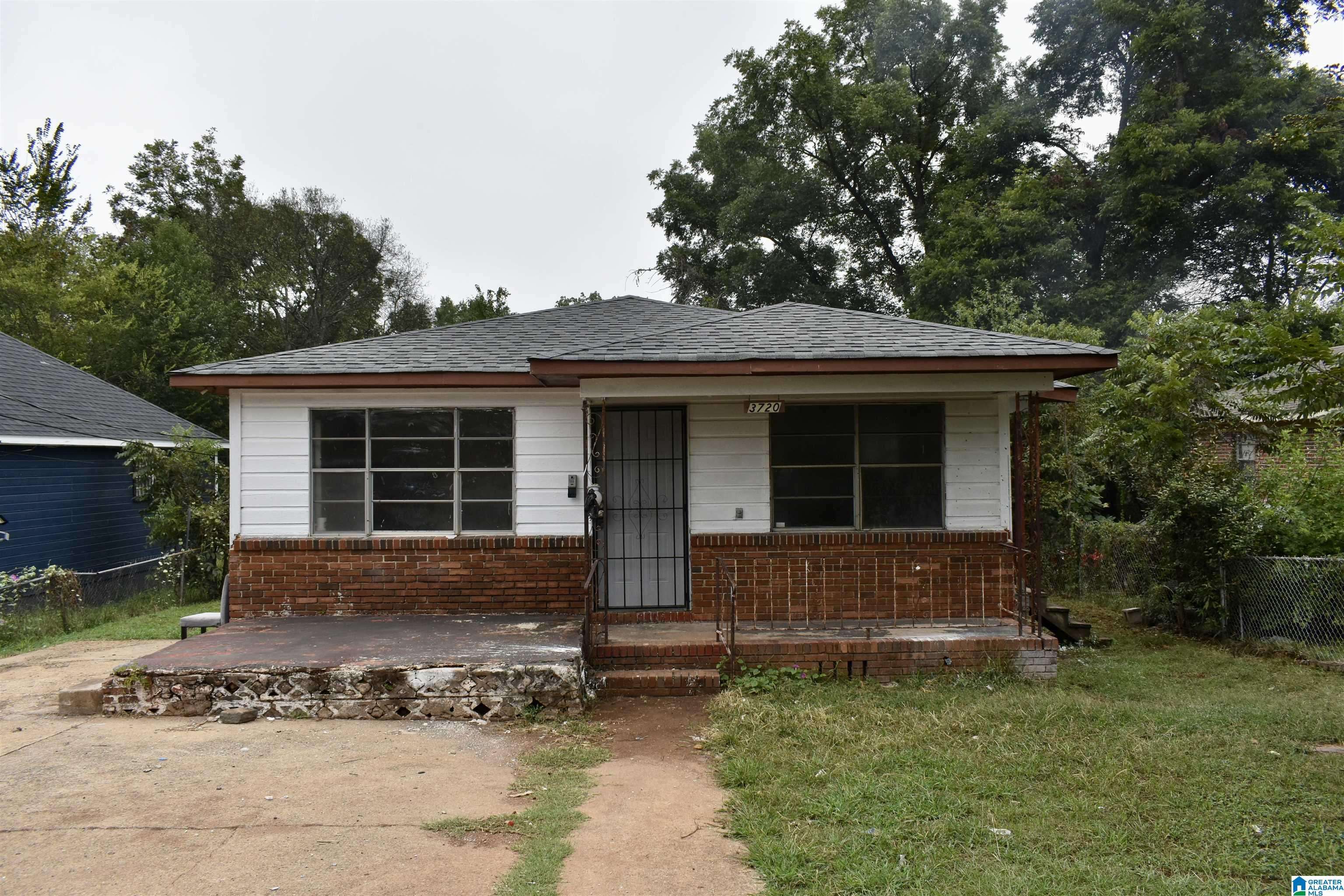 Birmingham, AL 35221,3720 HOWARD AVENUE SW