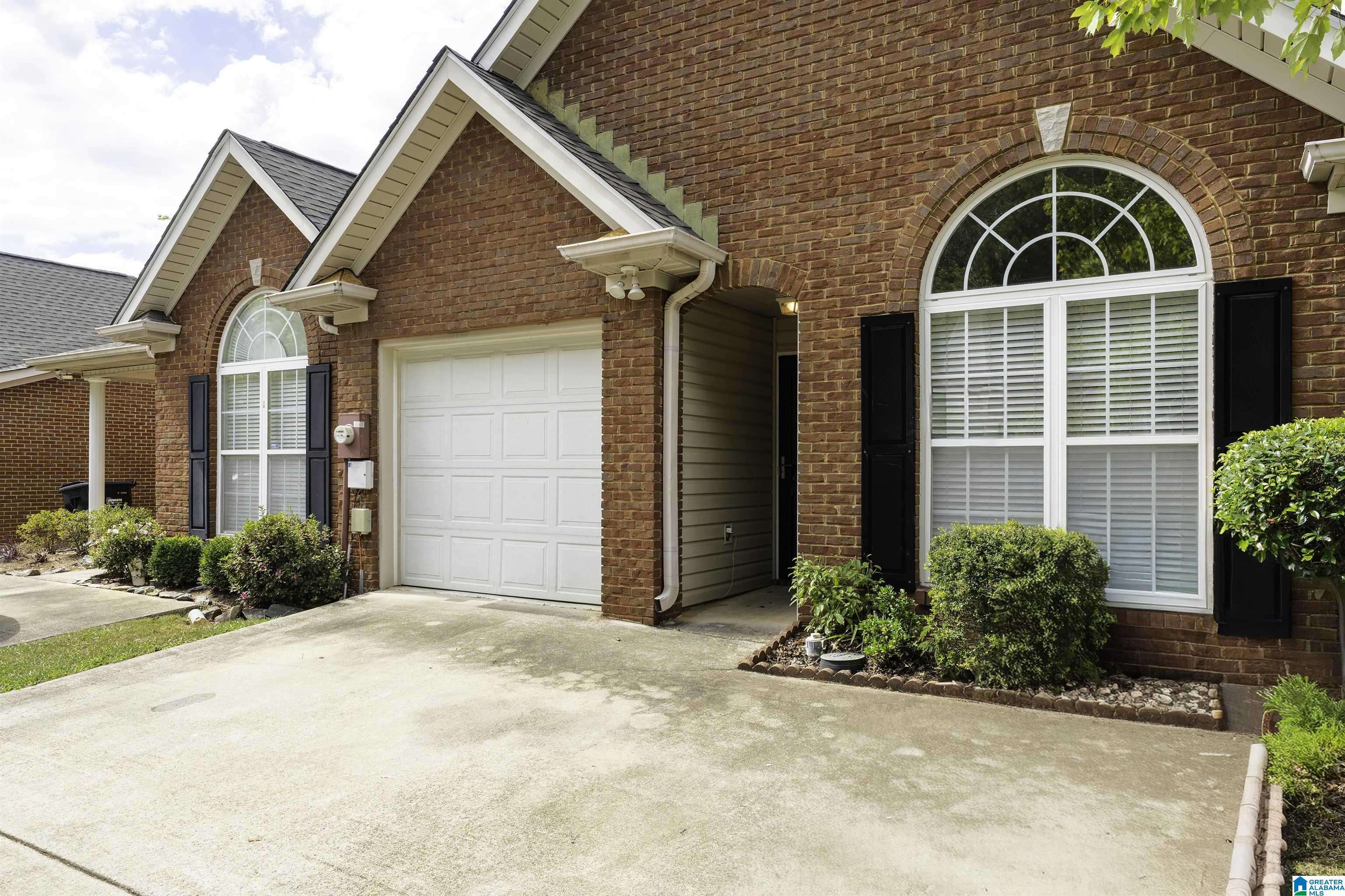 Pelham, AL 35124,161 HAYESBURY COURT