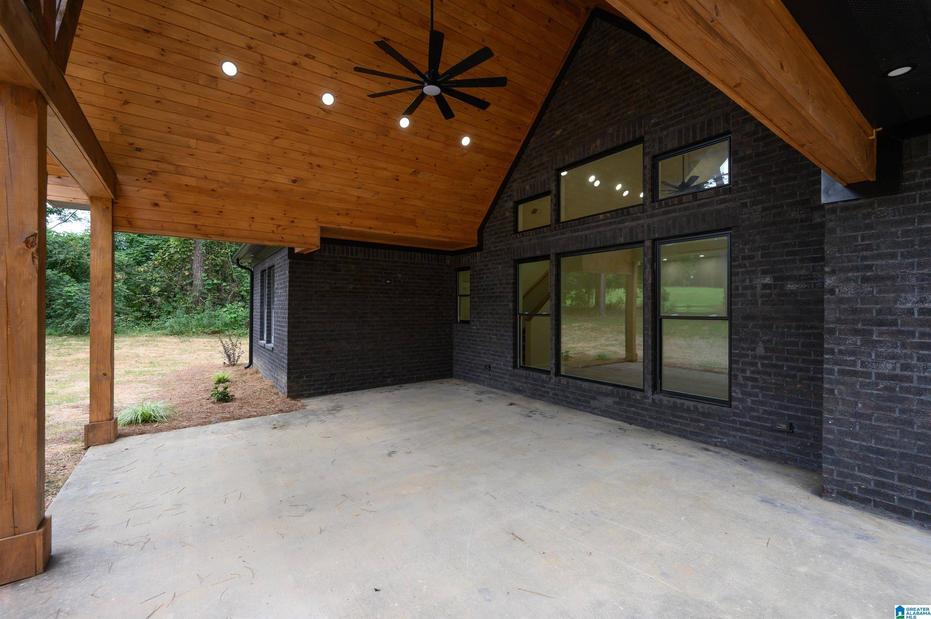 Dora, AL 35062,852 SELLERS HOLLOW ROAD