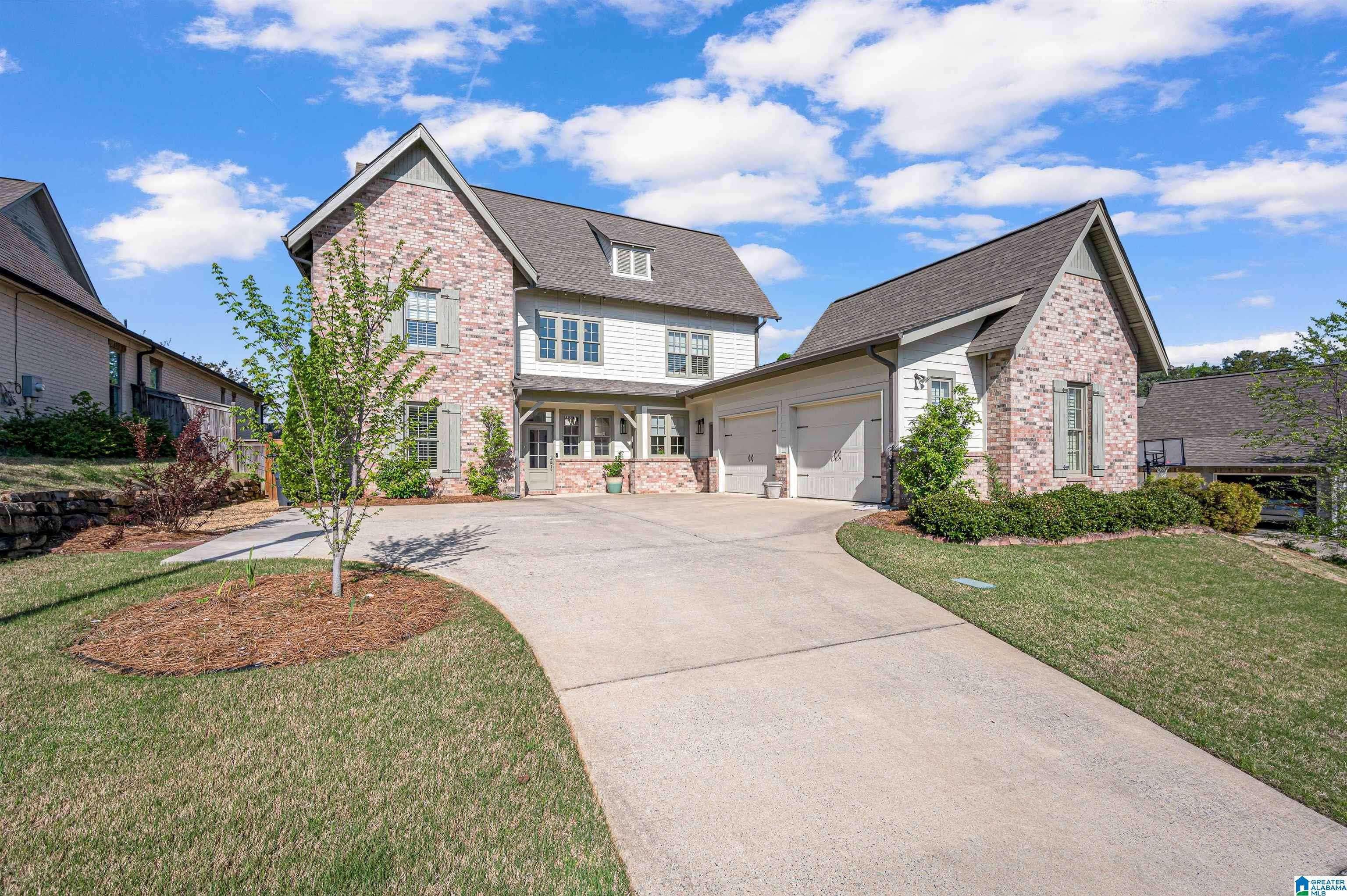 Vestavia Hills, AL 35216,2737 ANNA STEELE LANE