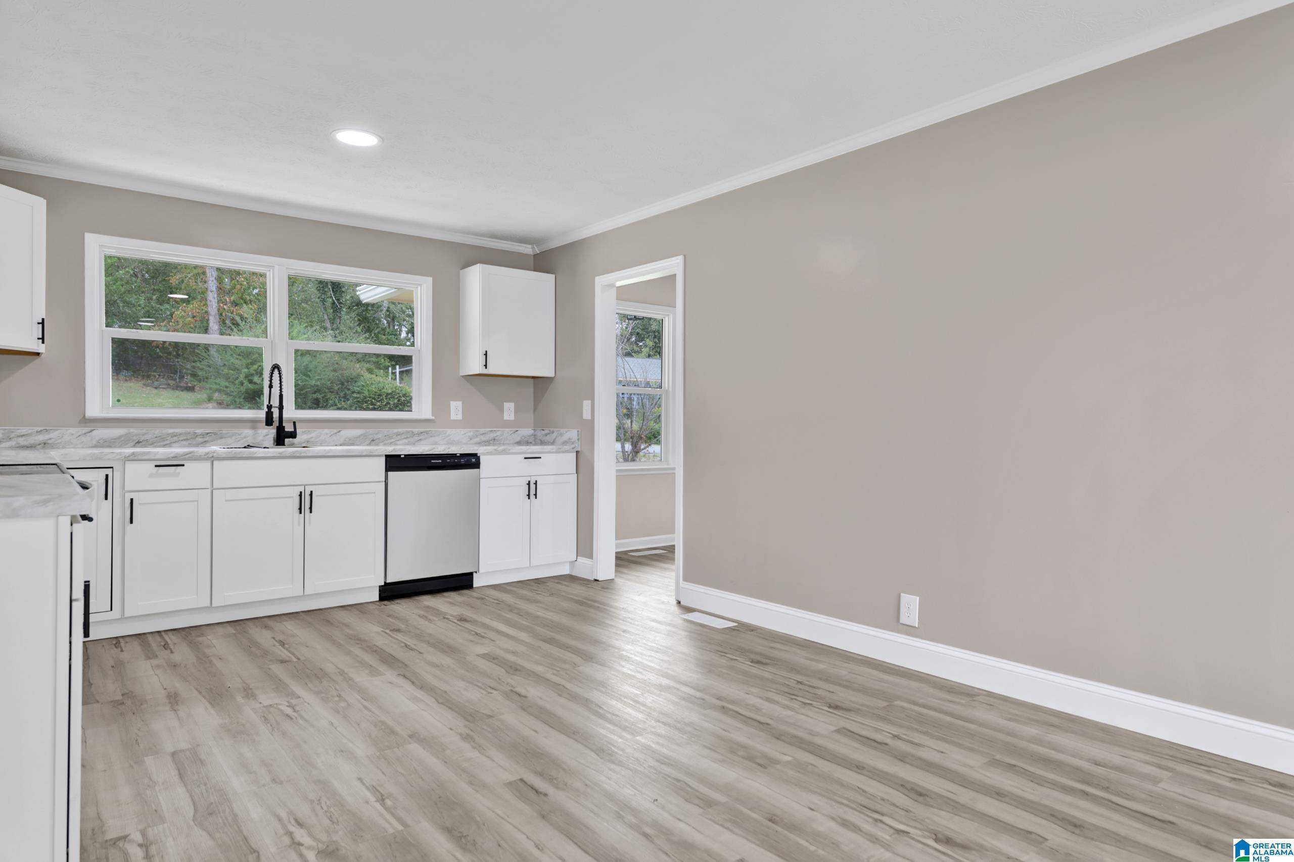 Anniston, AL 36206,626 SANOTA DRIVE