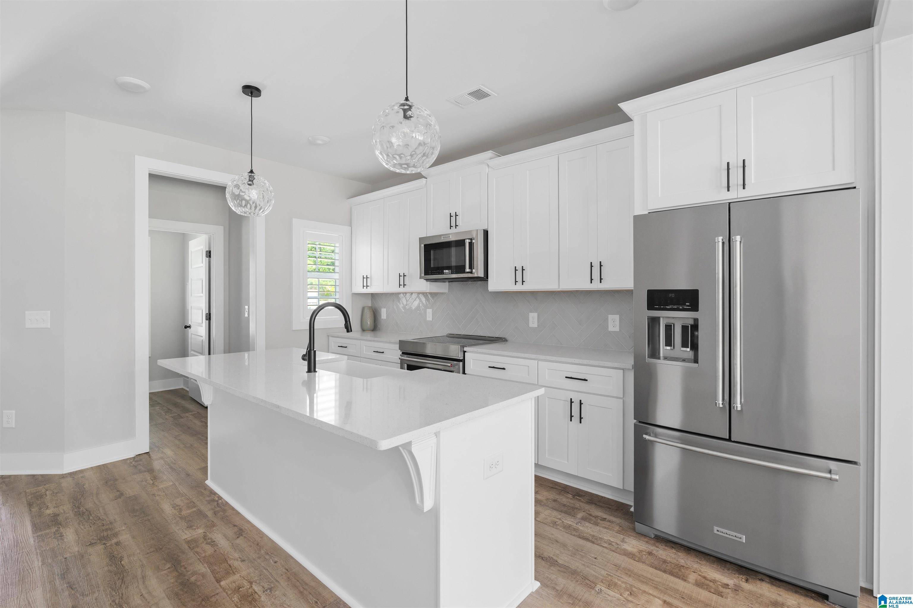 Calera, AL 35040,350 SHILOH CREEK DRIVE