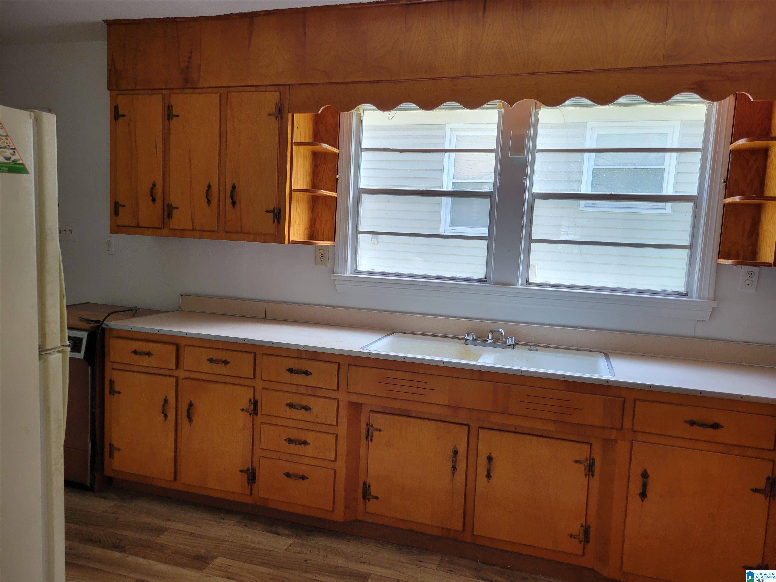 Midfield, AL 35228,1010 7TH AVENUE