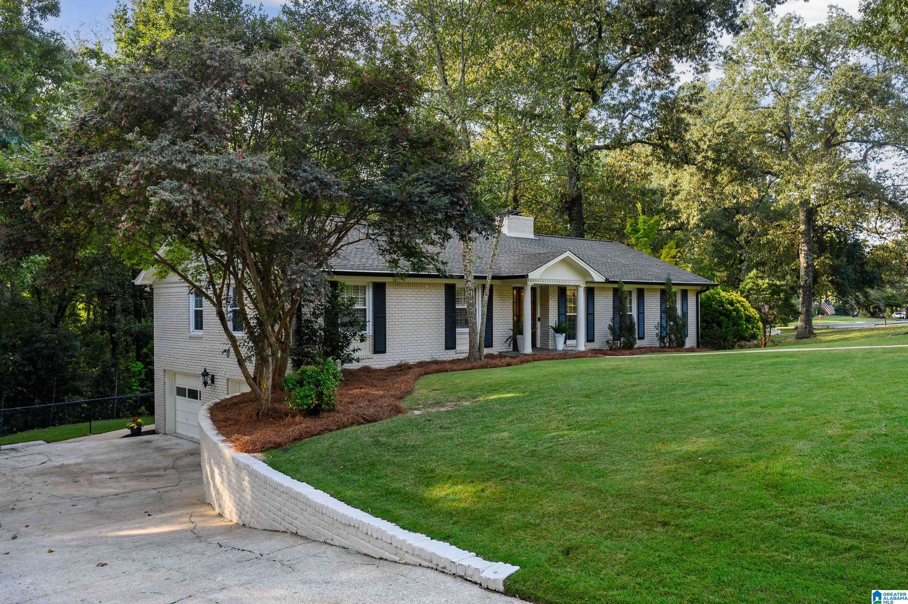 Vestavia Hills, AL 35216,1321 WILLOUGHBY ROAD