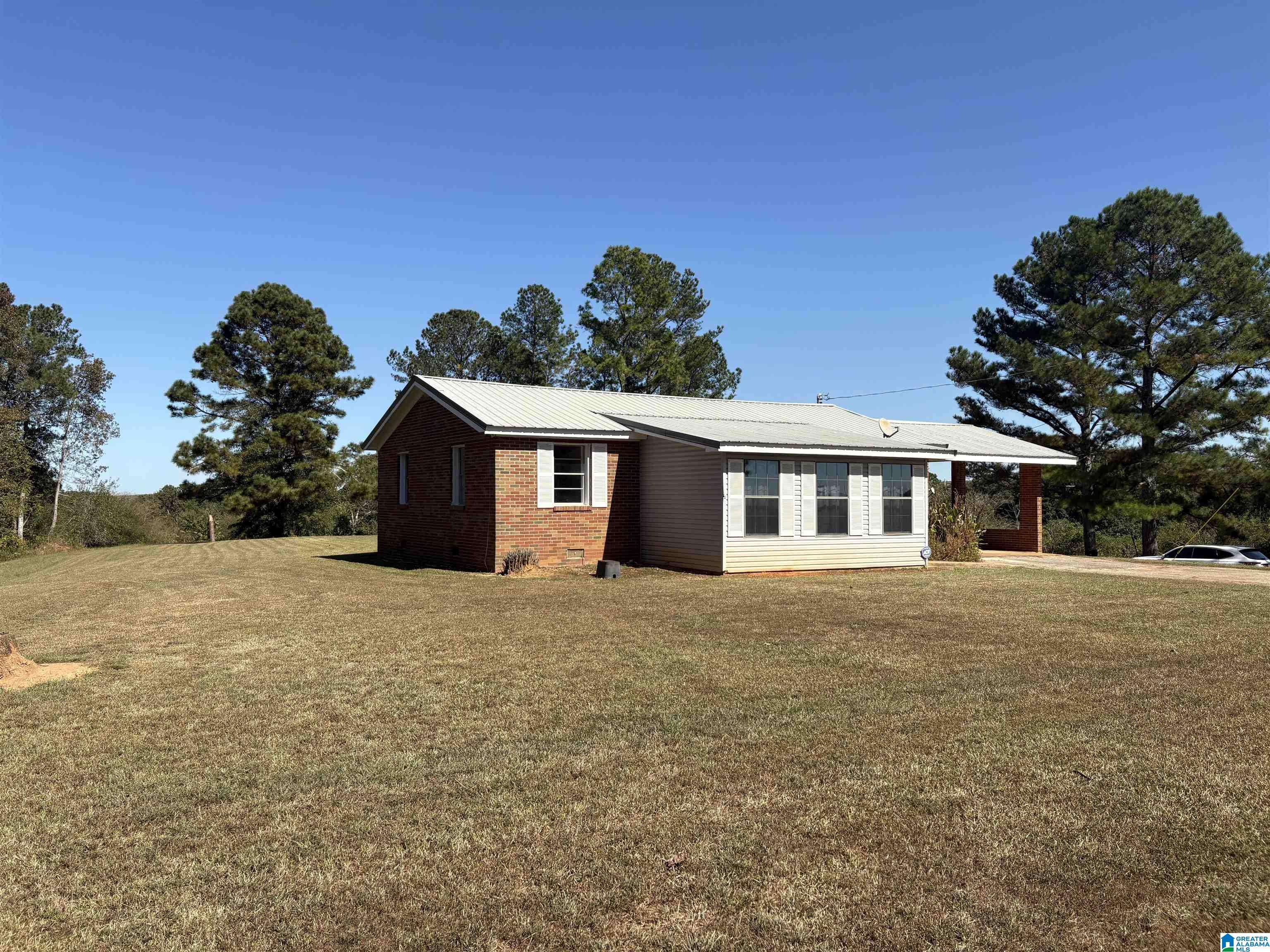 Heflin, AL 36264,220 COUNTY ROAD 497