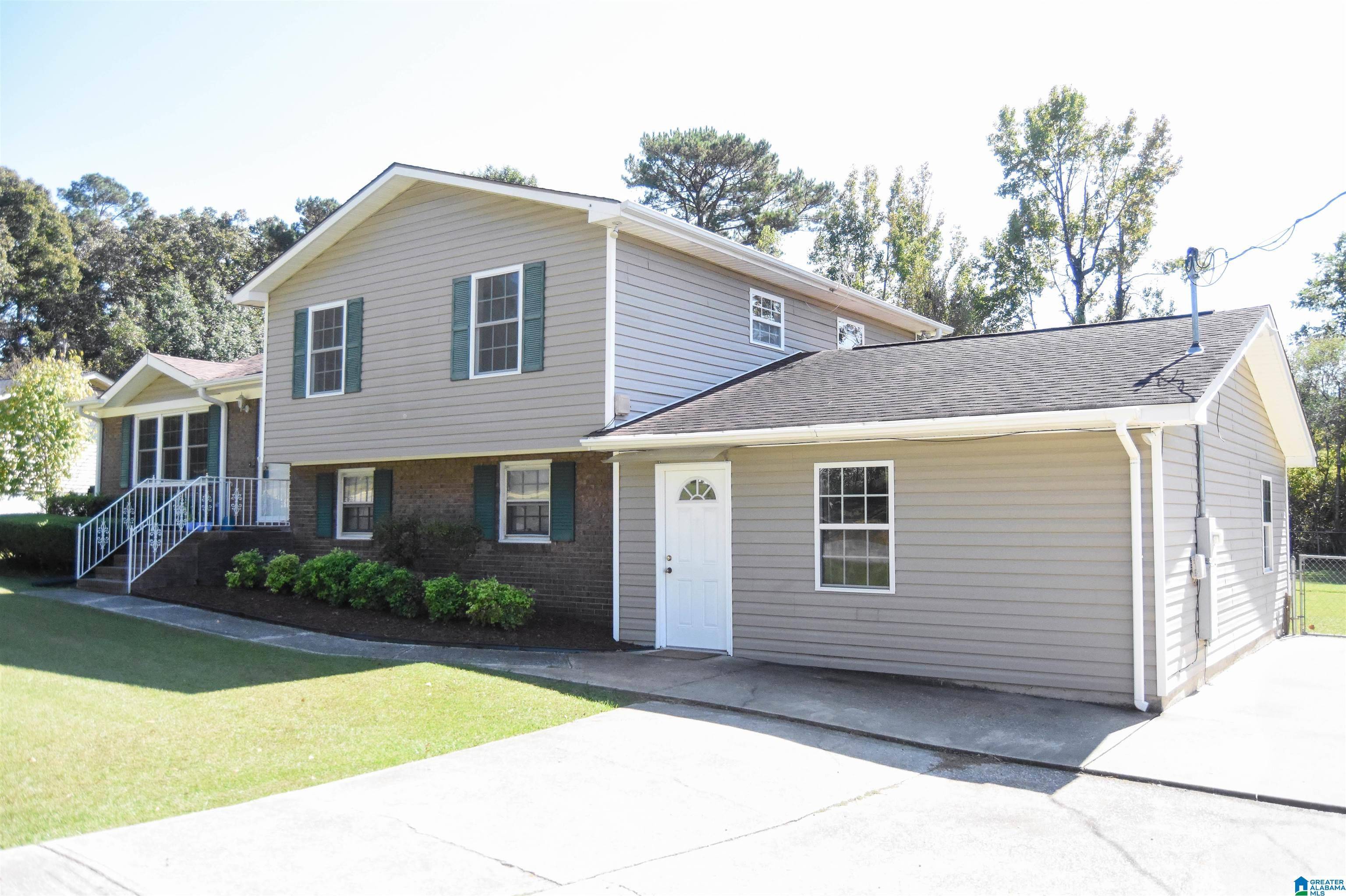 Oxford, AL 36203,1604 PARKER LANE