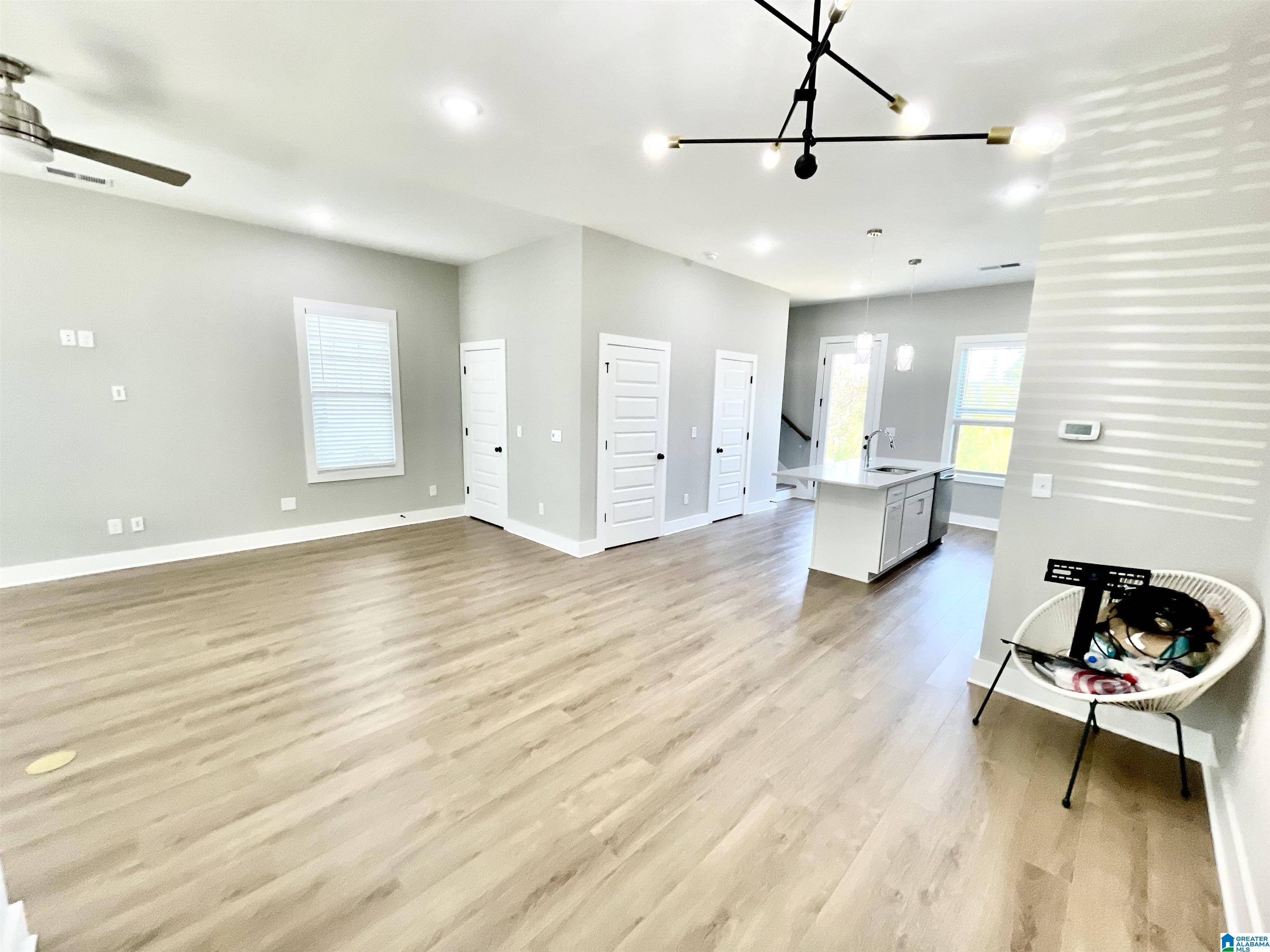 Hoover, AL 35244,4878 SILAS AVENUE