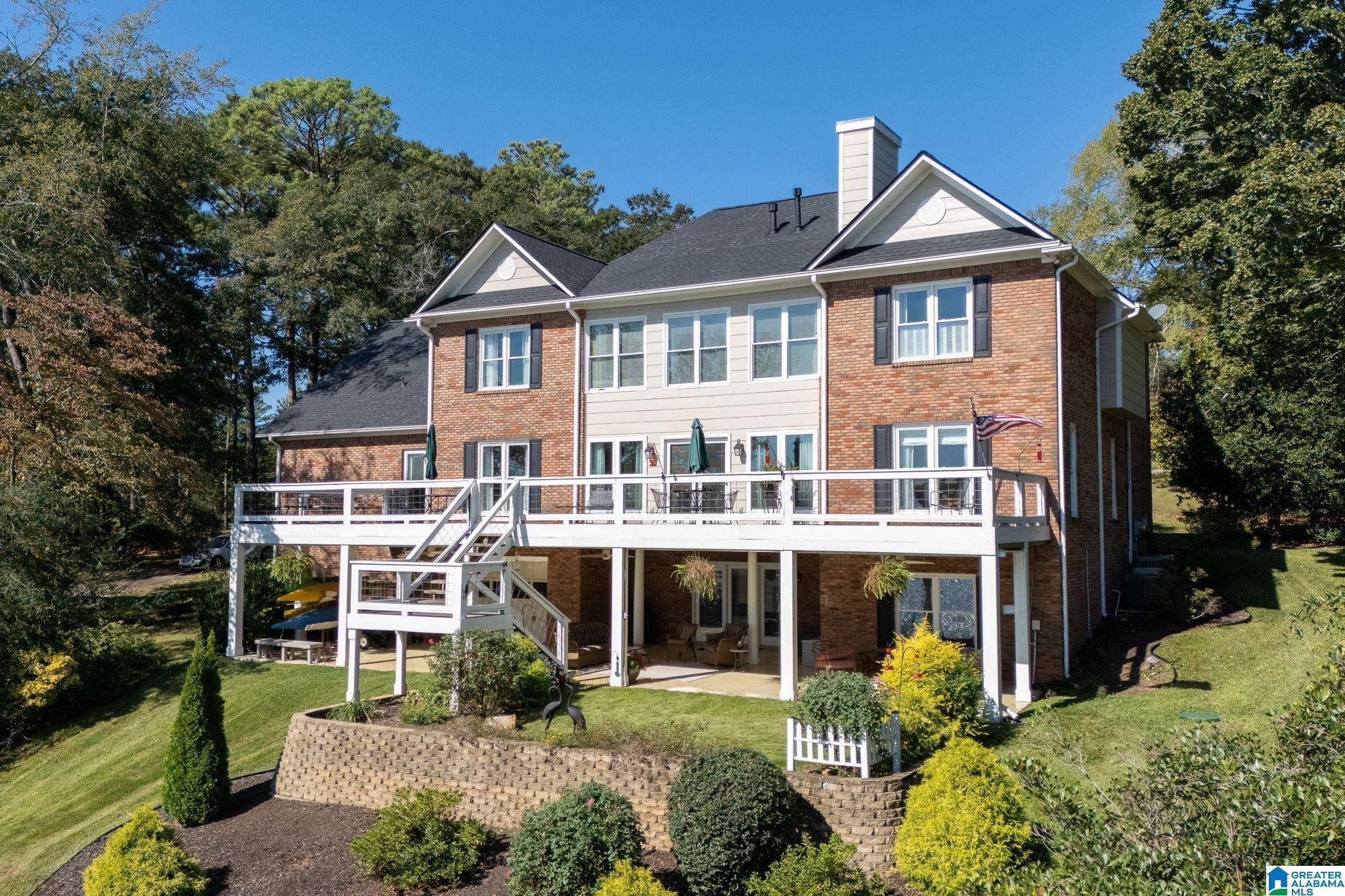 Cropwell, AL 35054,620 RIVER OAKS DRIVE