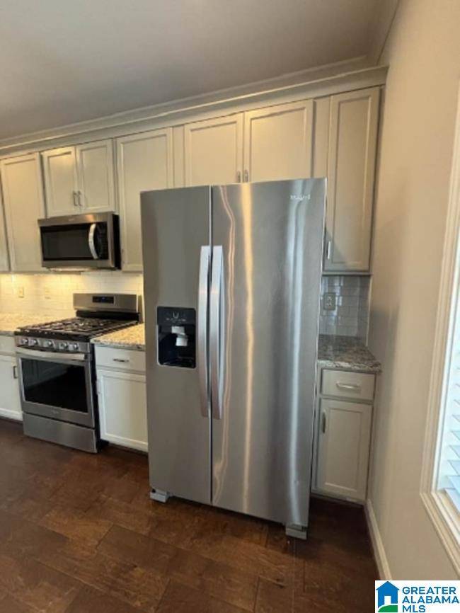 Birmingham, AL 35216,962 LENNOX BOULEVARD