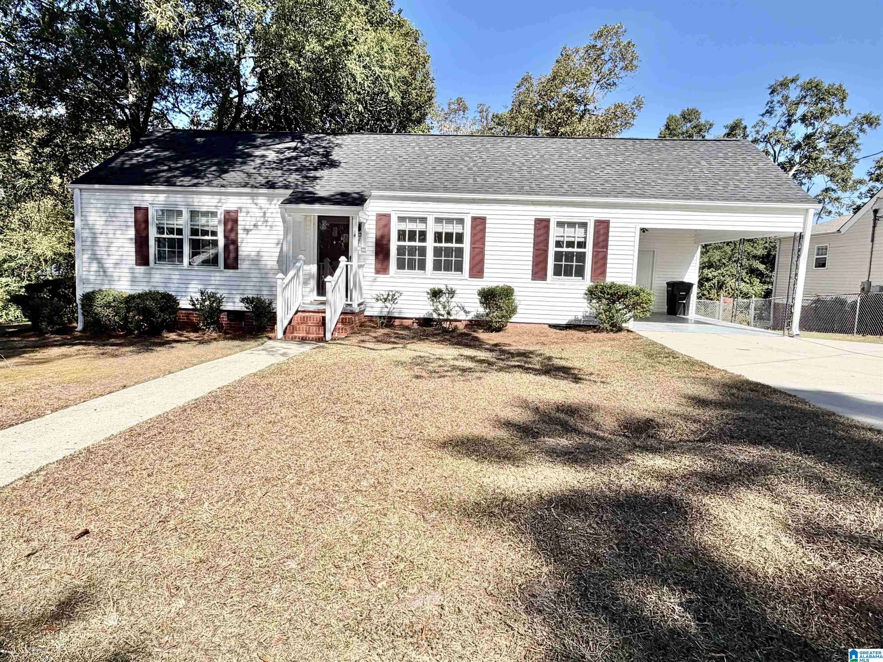 Clanton, AL 35045,2104 LAKEVIEW HEIGHTS