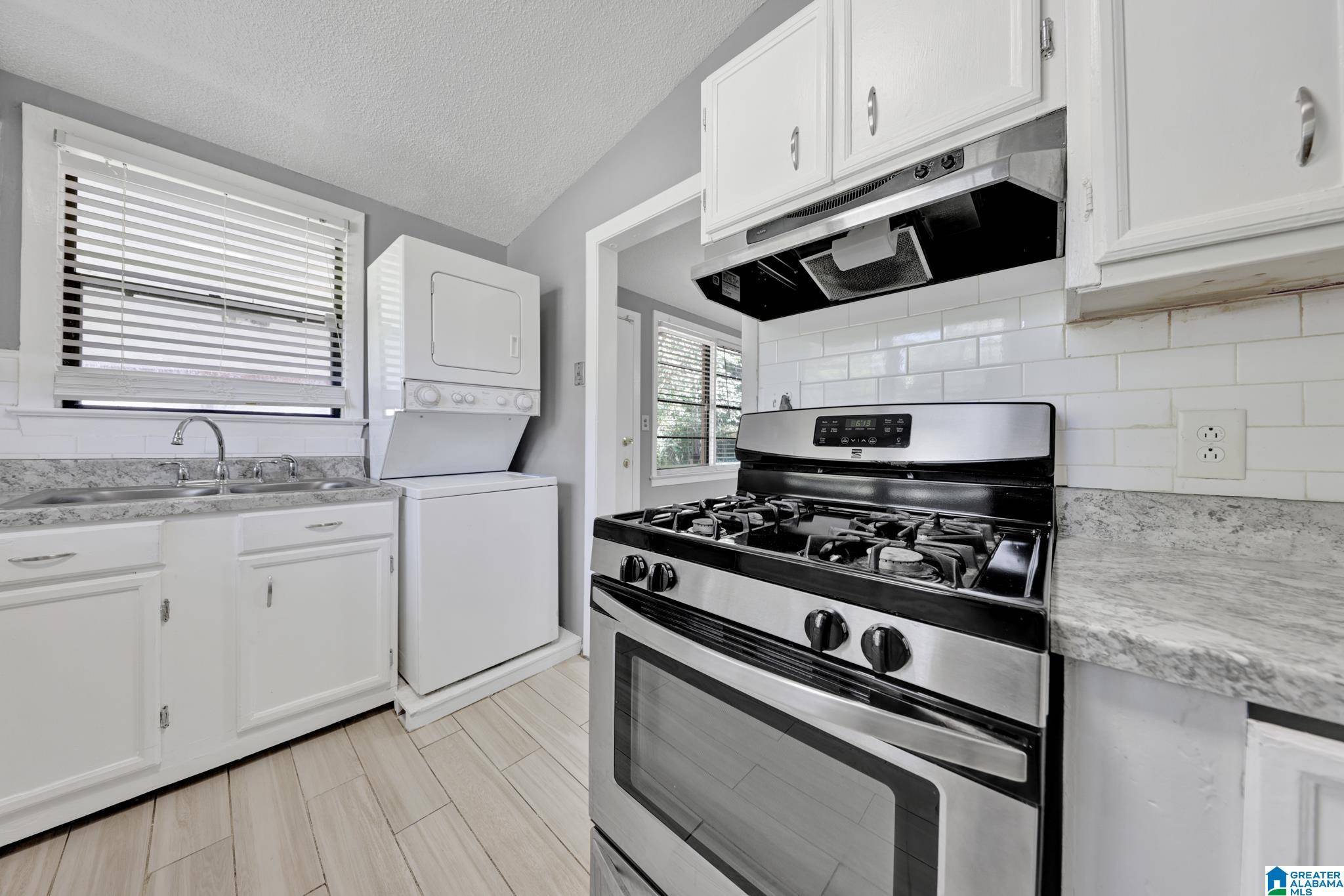 Birmingham, AL 35206,8609 10TH AVENUE S