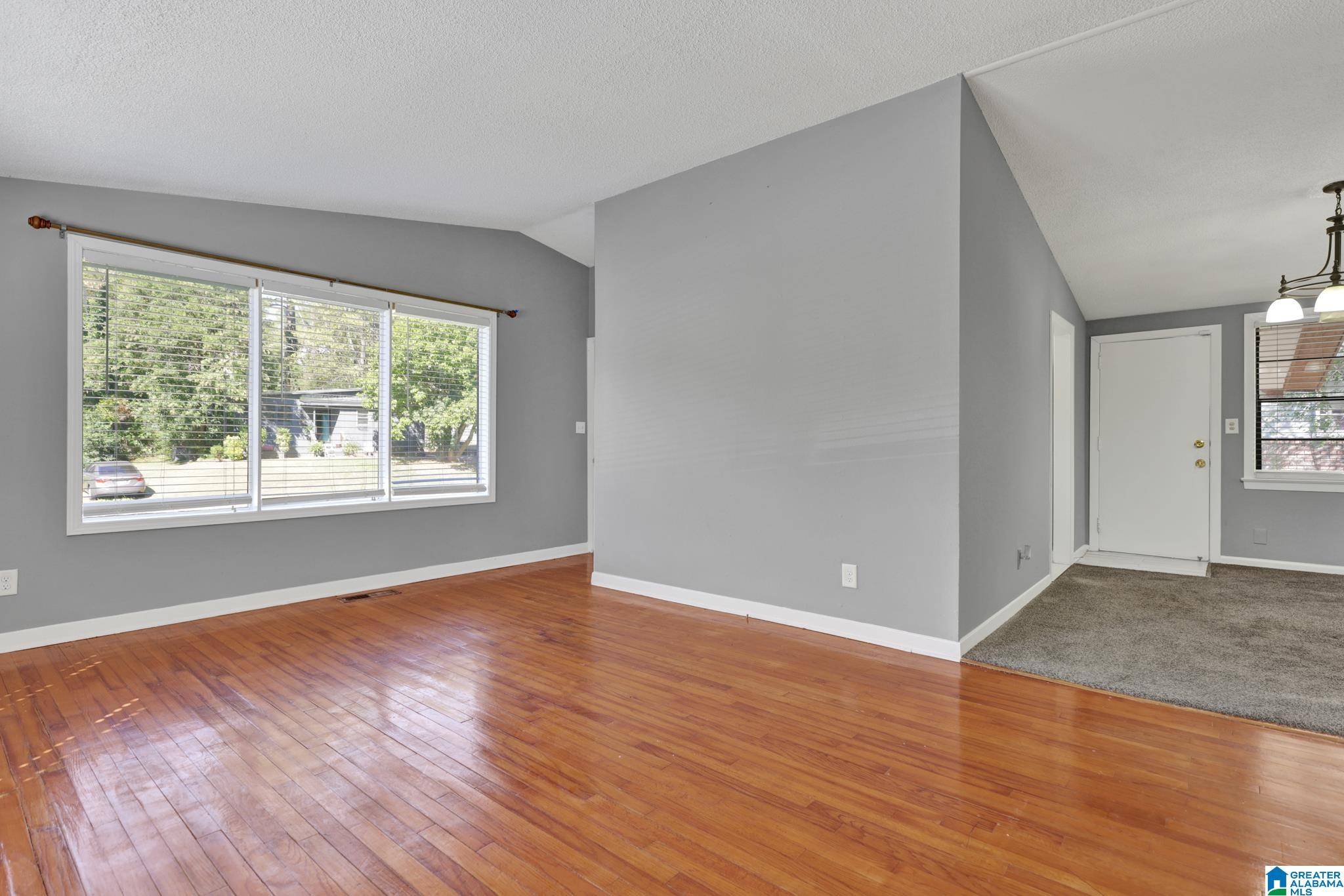 Birmingham, AL 35206,8609 10TH AVENUE S