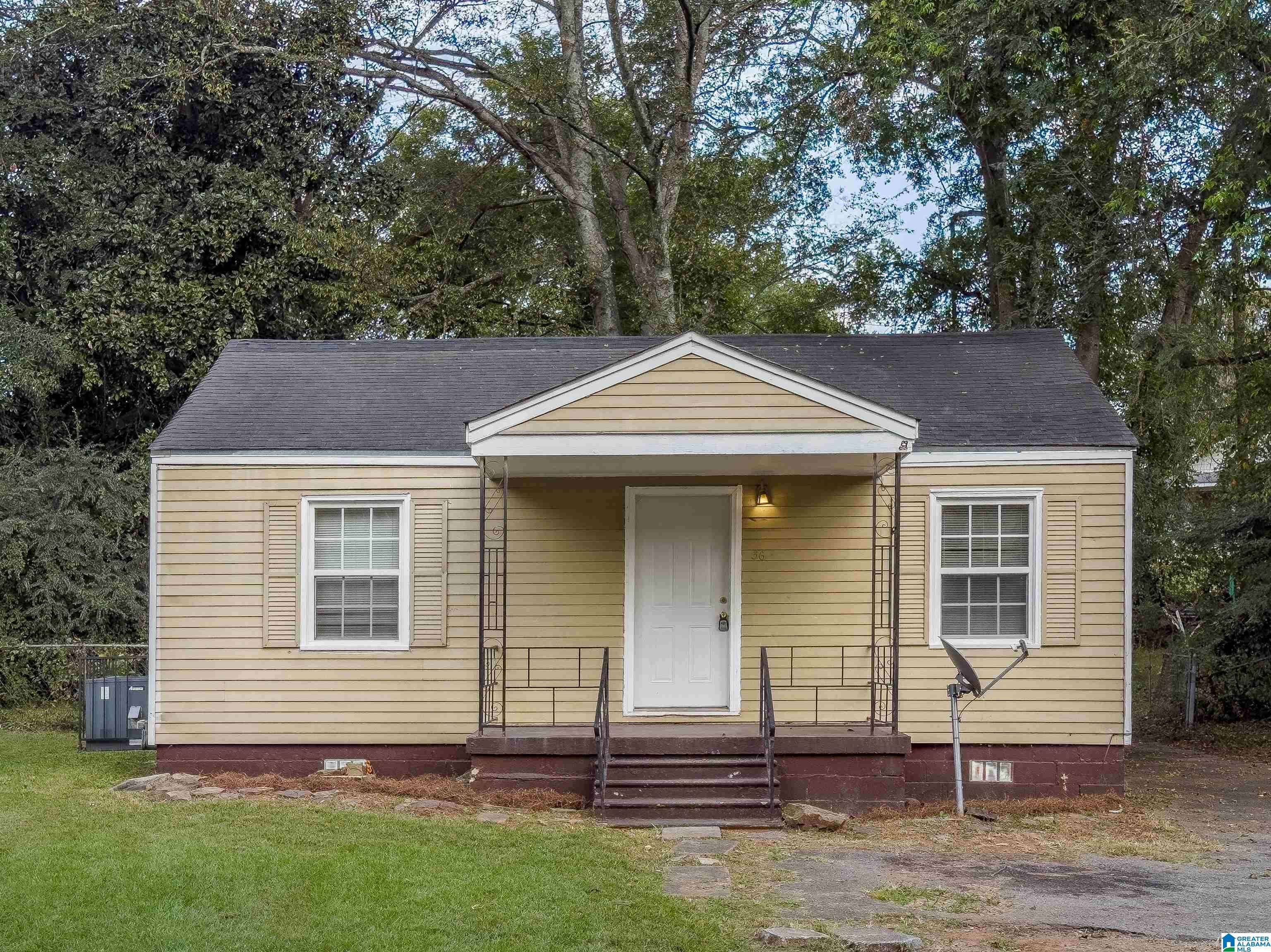 Midfield, AL 35228,36 WILKES CIRCLE