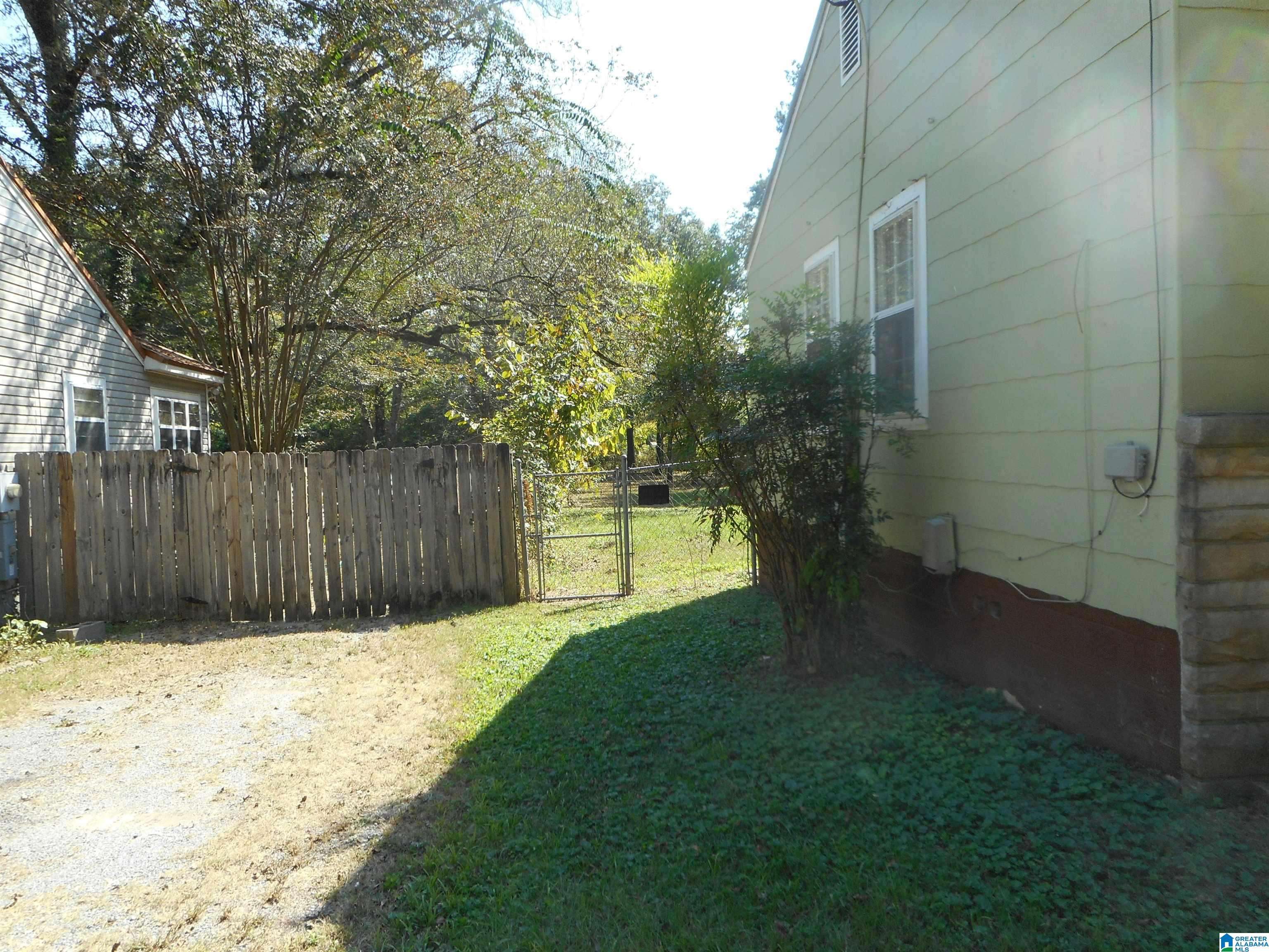 Irondale, AL 35235,405 PLAZA DRIVE