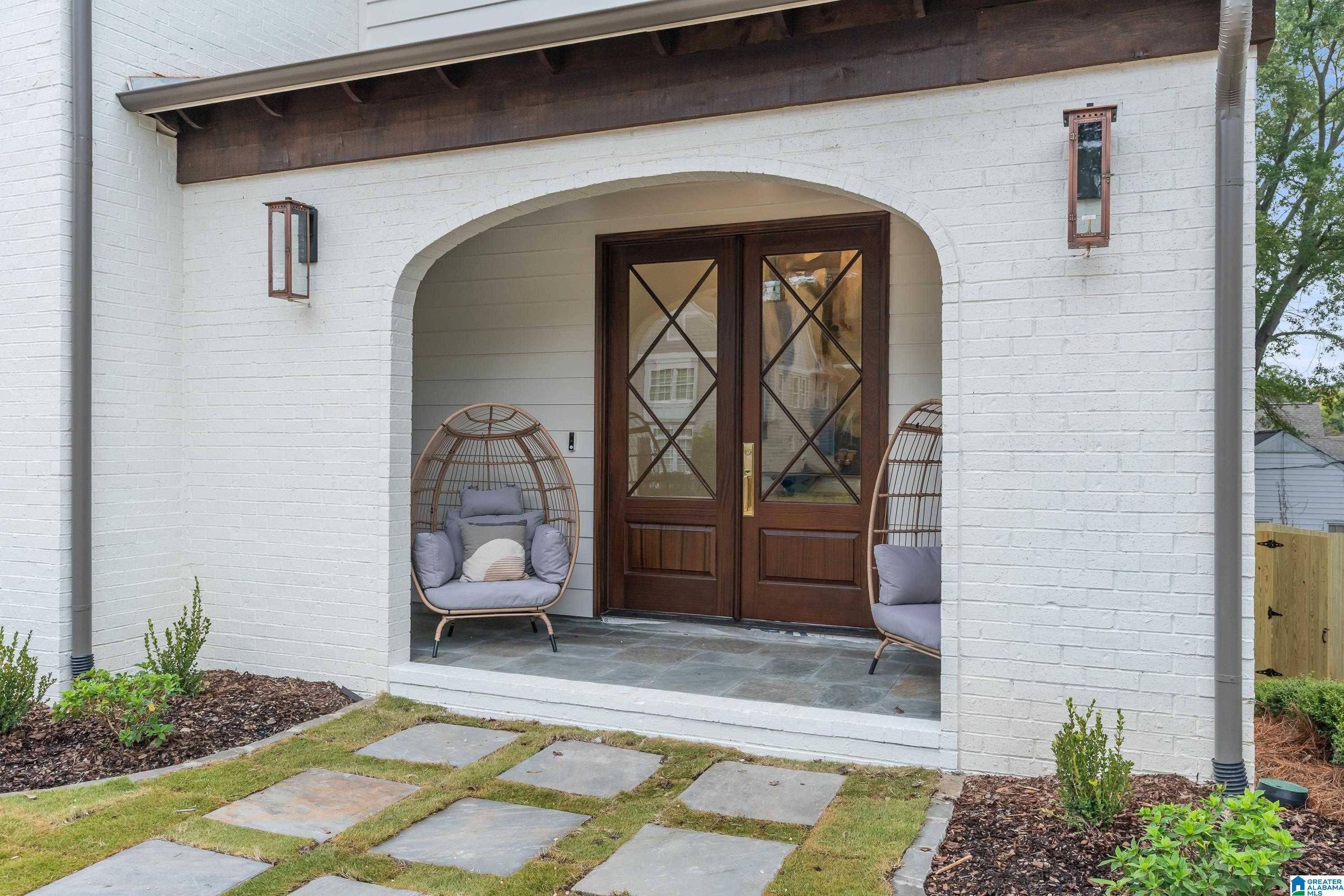 Homewood, AL 35209,1616 ROSELAND DRIVE