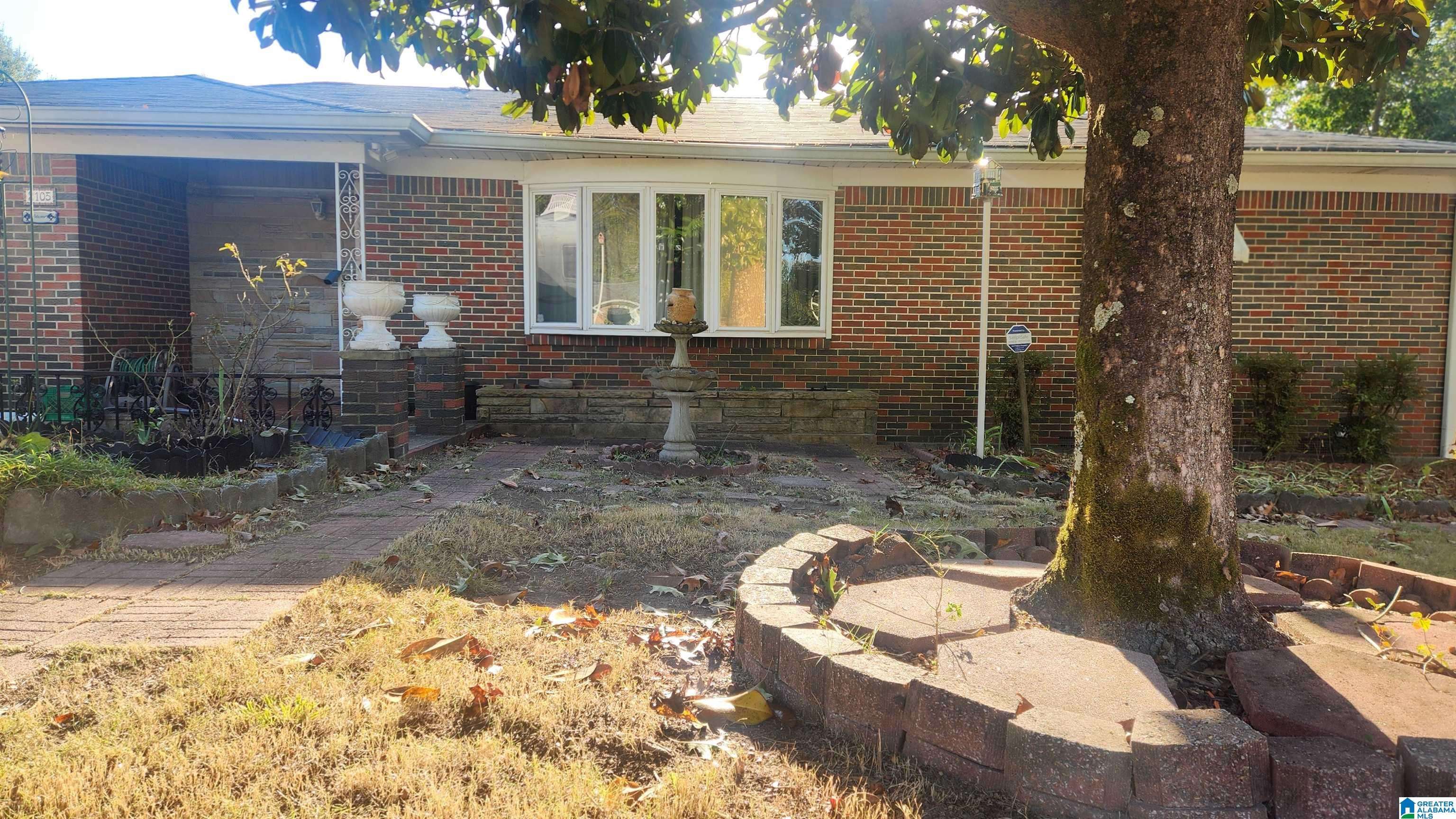 Center Point, AL 35215,2105 5TH WAY NW