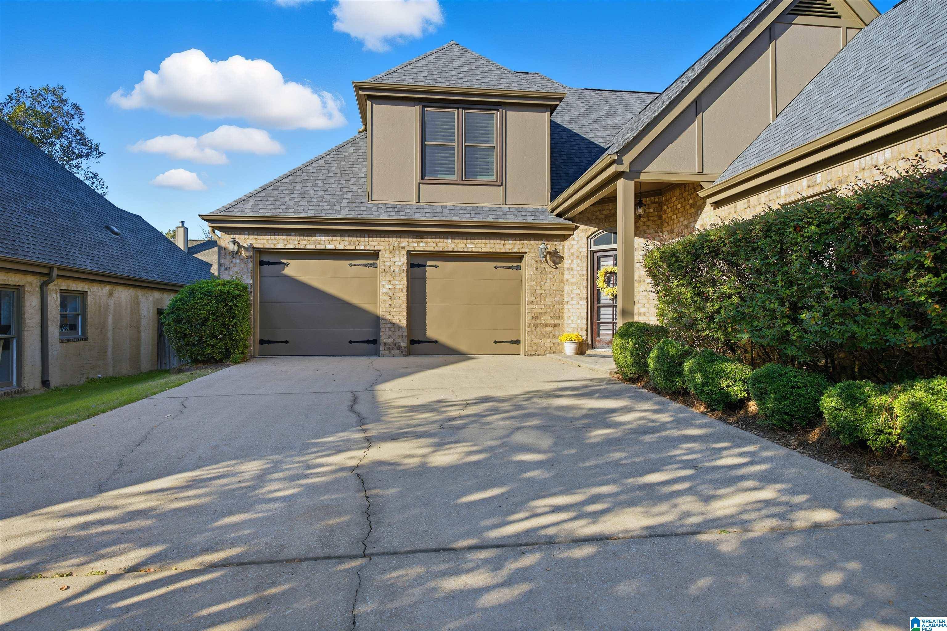 Vestavia Hills, AL 35243,2629 RIVER GRAND CIRCLE