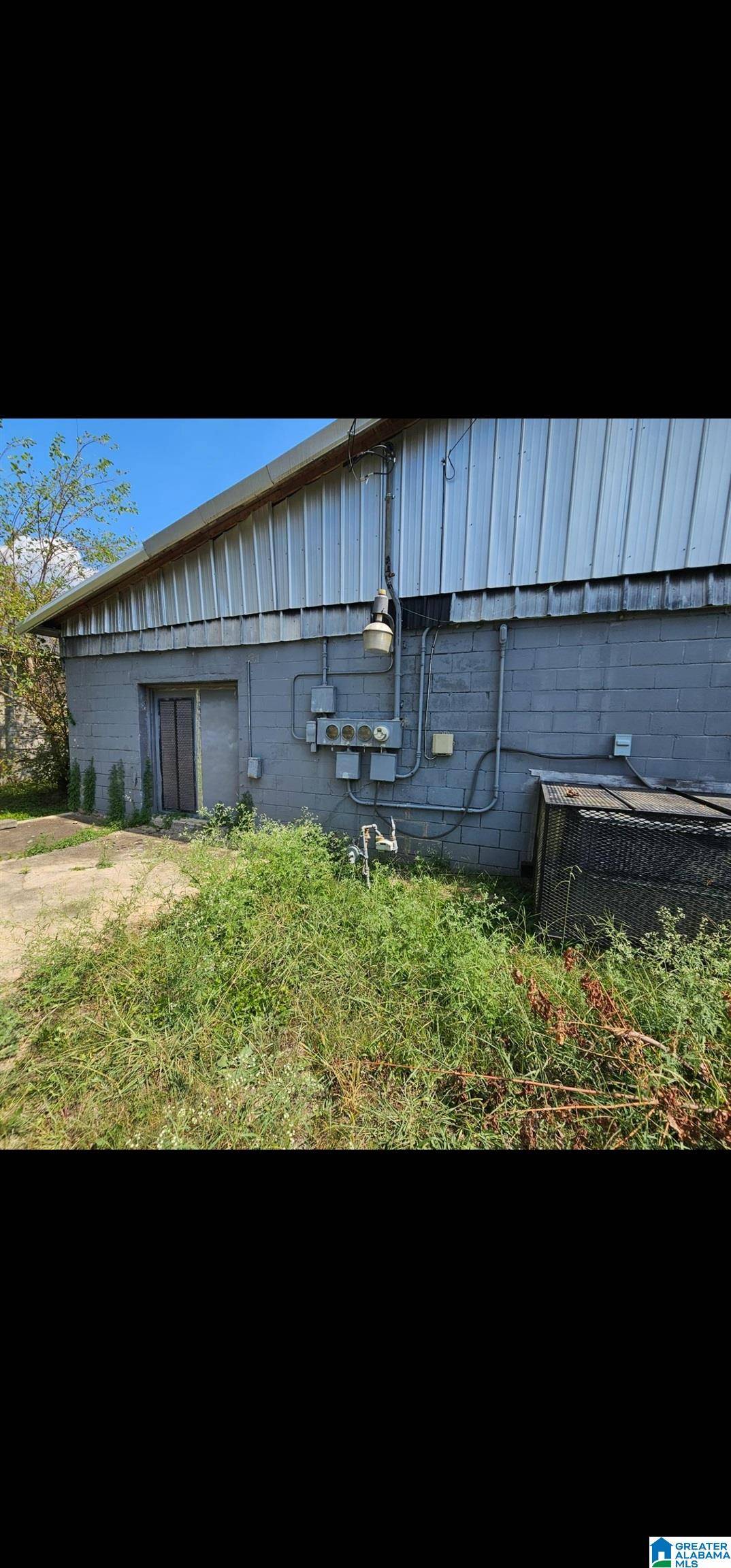 Dolomite, AL 35061,1635 TIN MILL ROAD