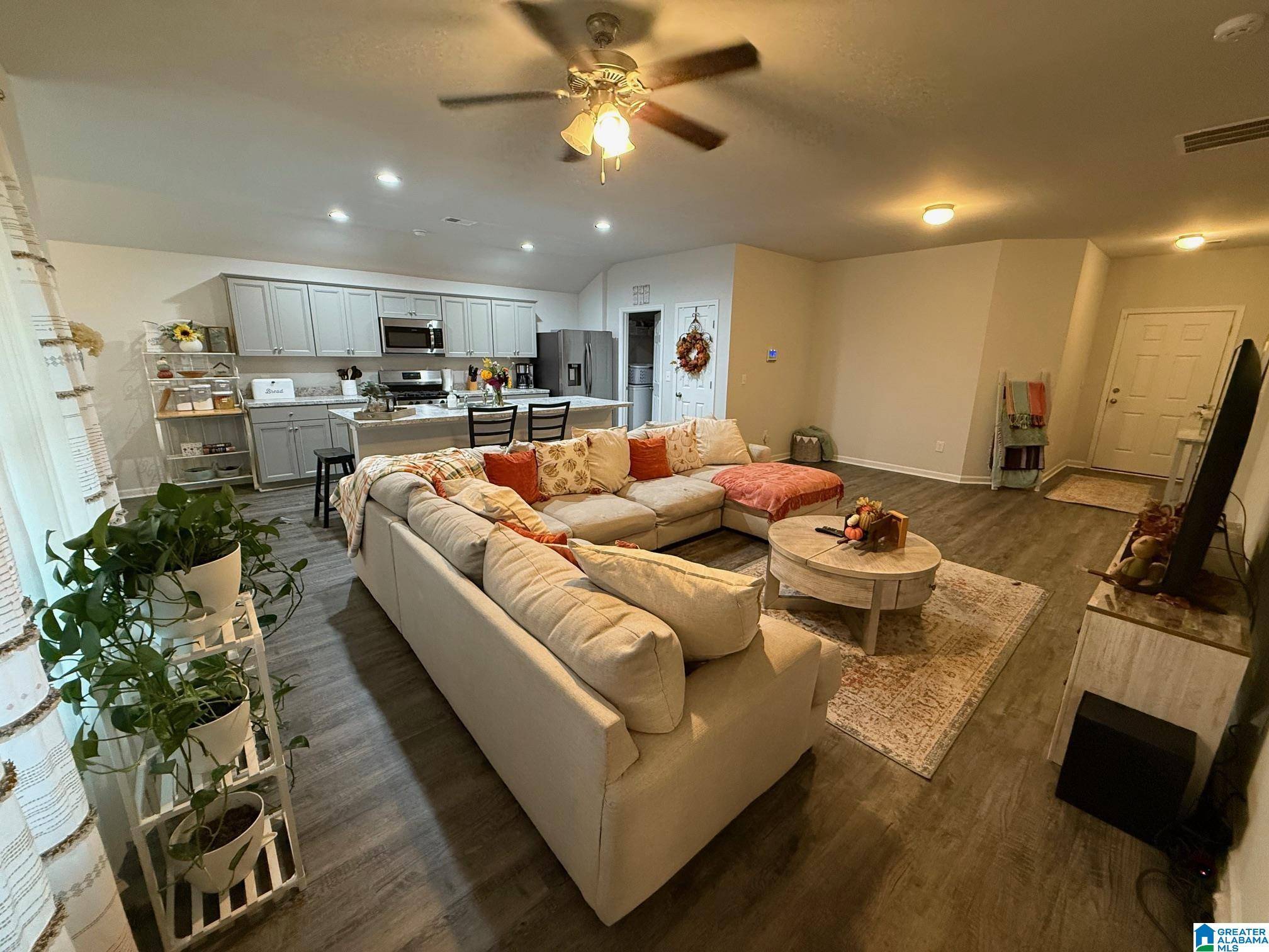 Pell City, AL 35125,25 ELM STREET