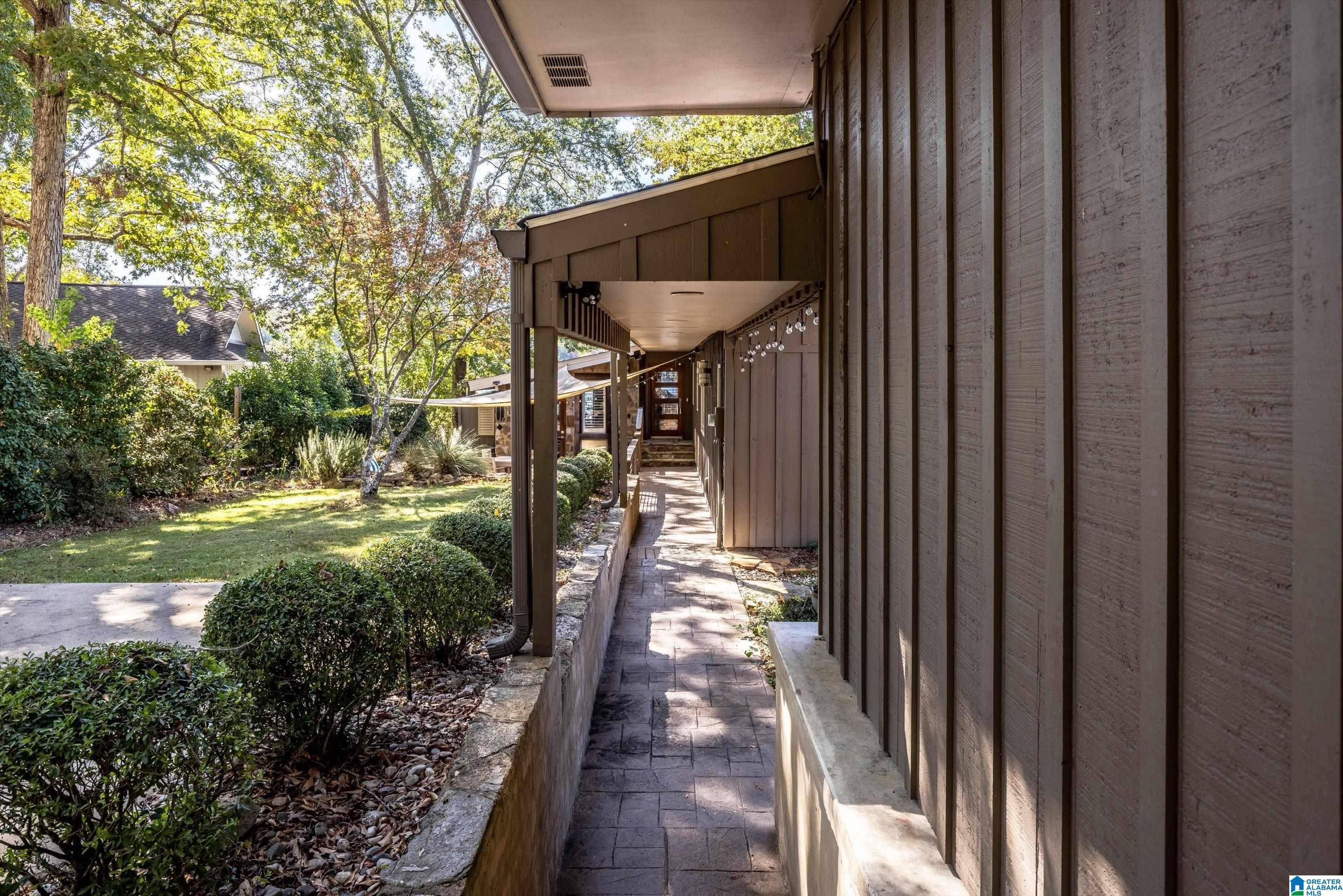 Dadeville, AL 36853,825 BEACH ISLAND TRACE