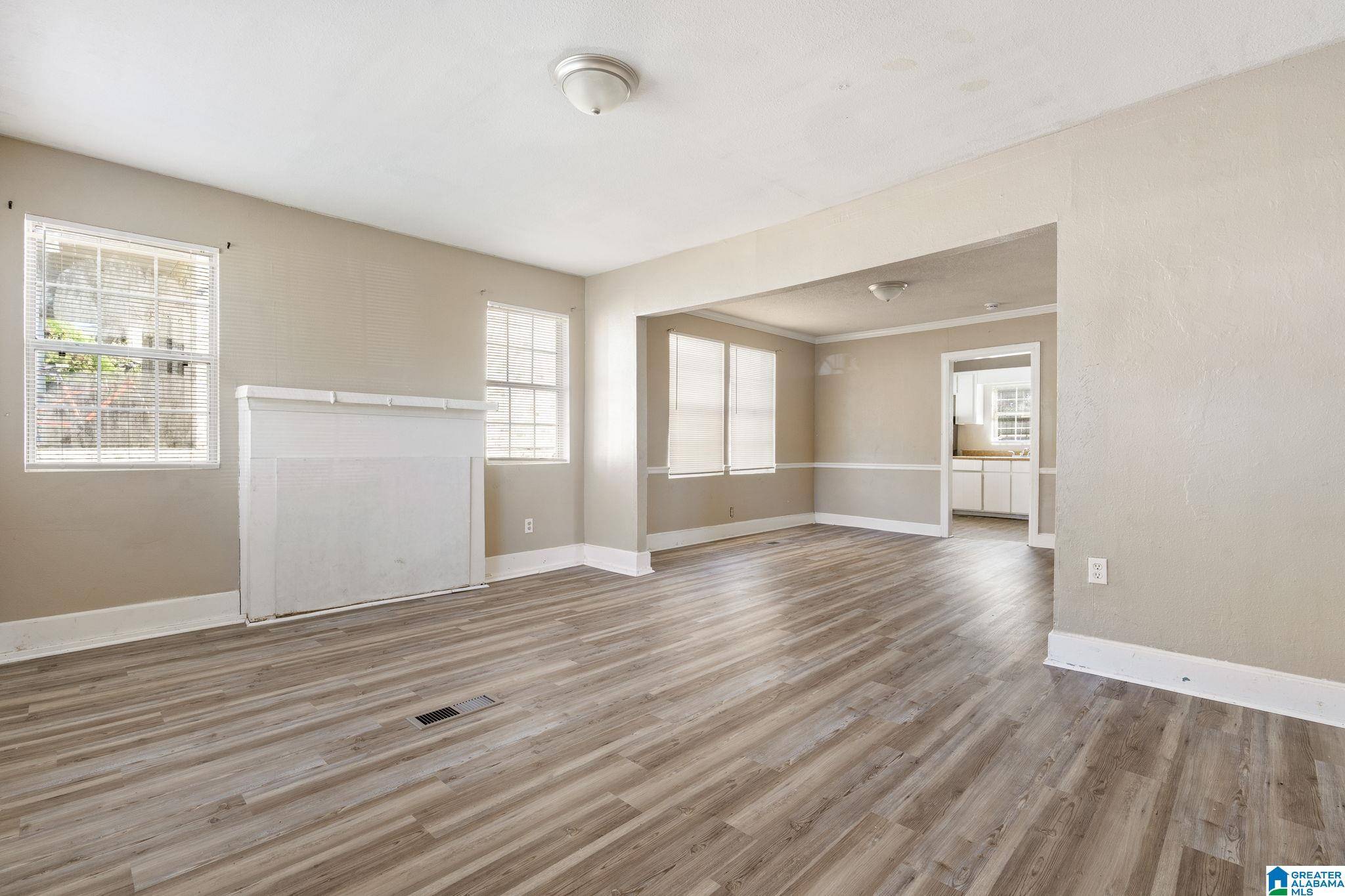 Tuscaloosa, AL 35404,413 26TH AVENUE E