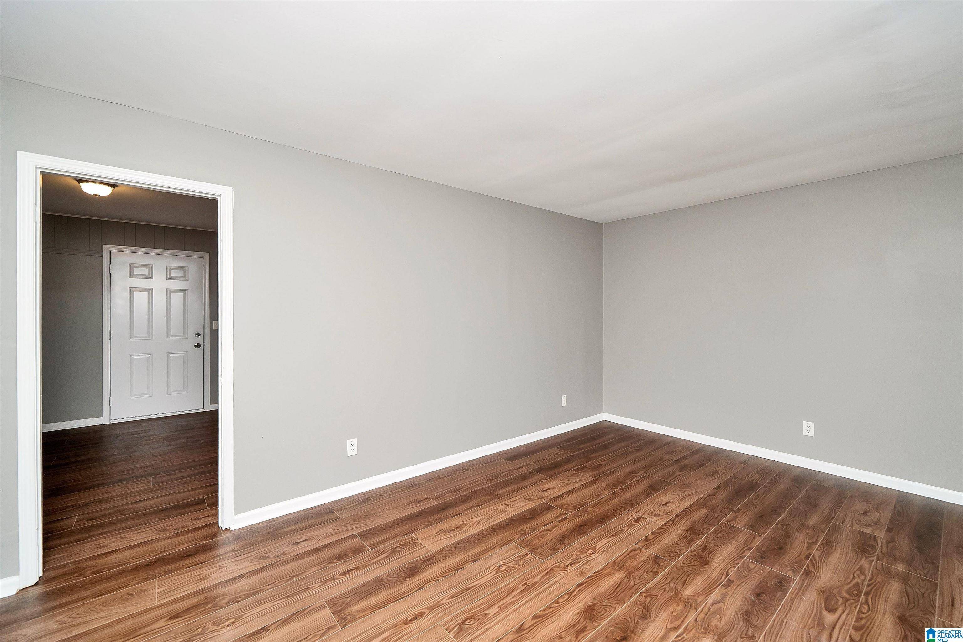 Center Point, AL 35215,2415 ORMOND DRIVE