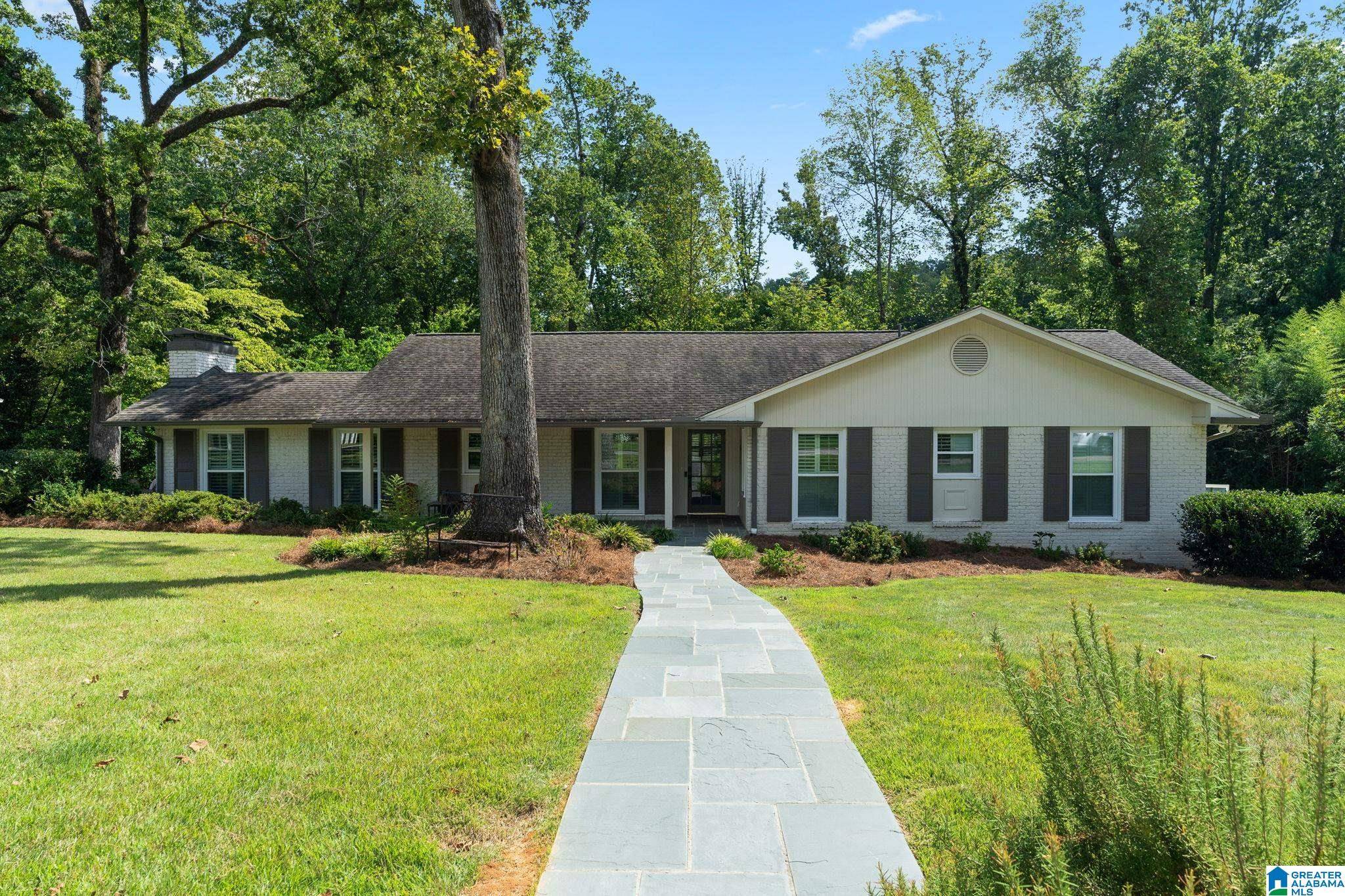 Mountain Brook, AL 35216,2737 CHEROKEE DRIVE