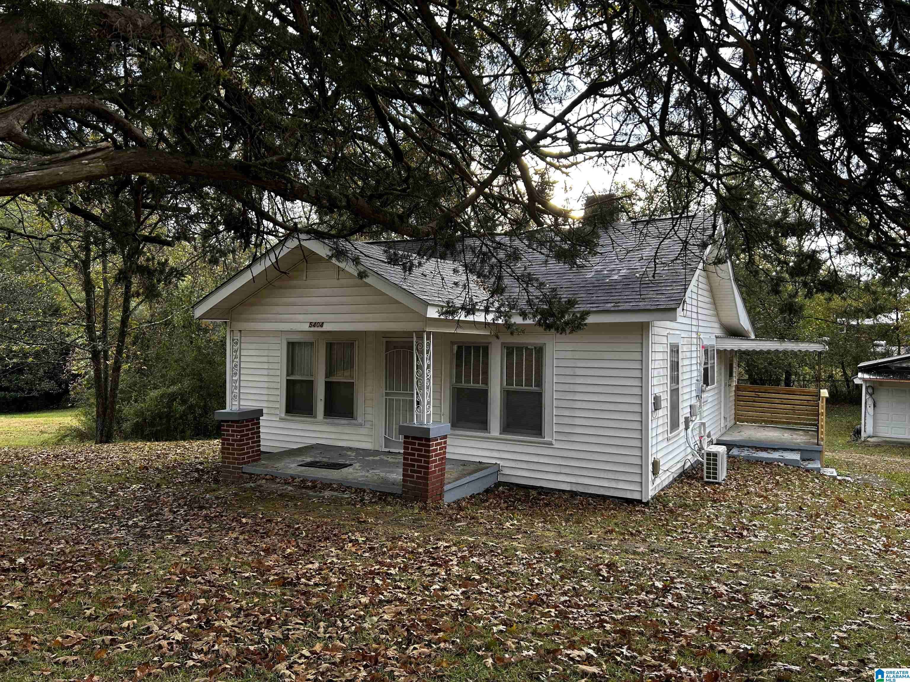 Anniston, AL 36206,5404 SAKS ROAD