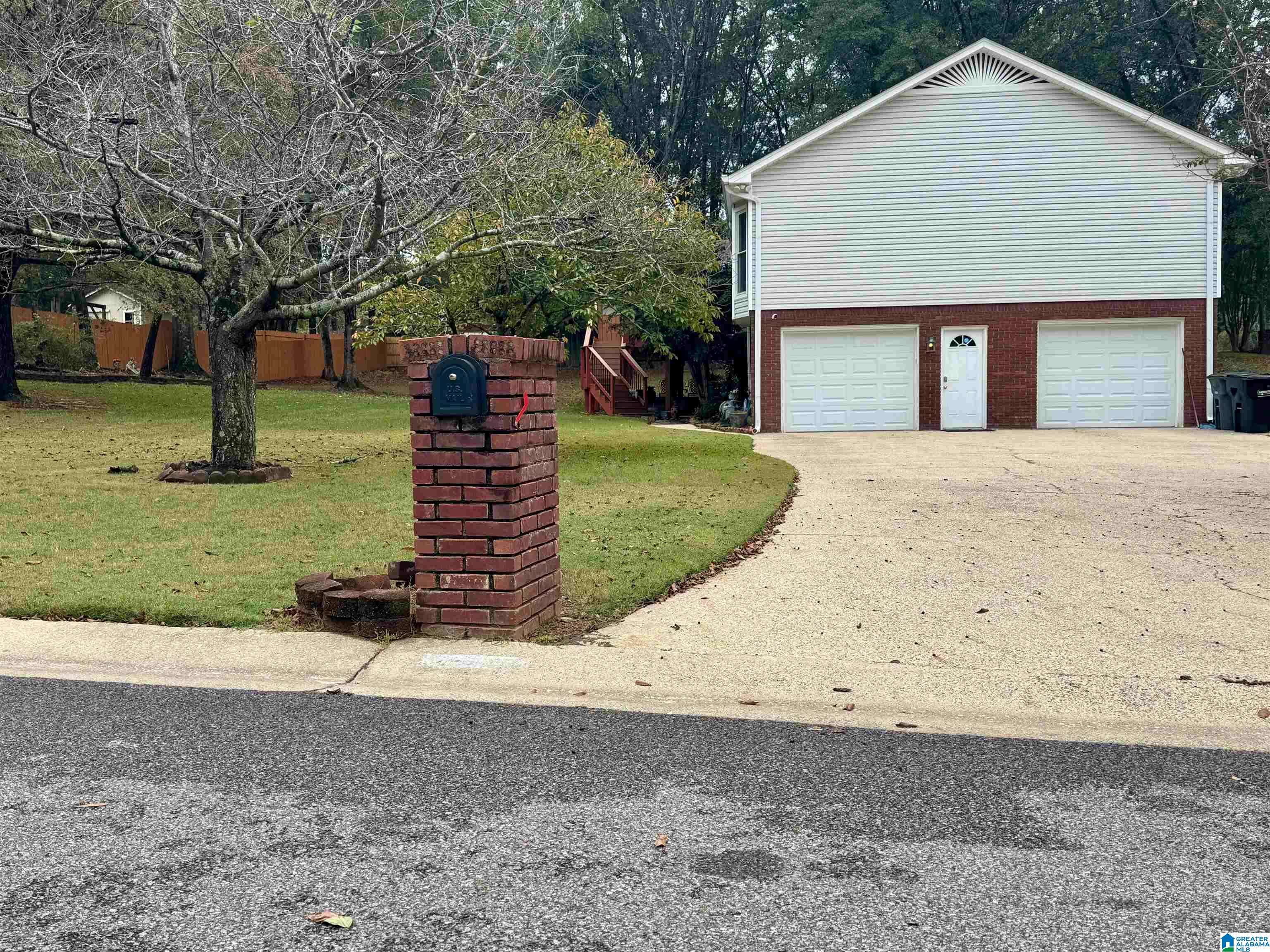 Pelham, AL 35124,100 TOMAHAWK CIRCLE